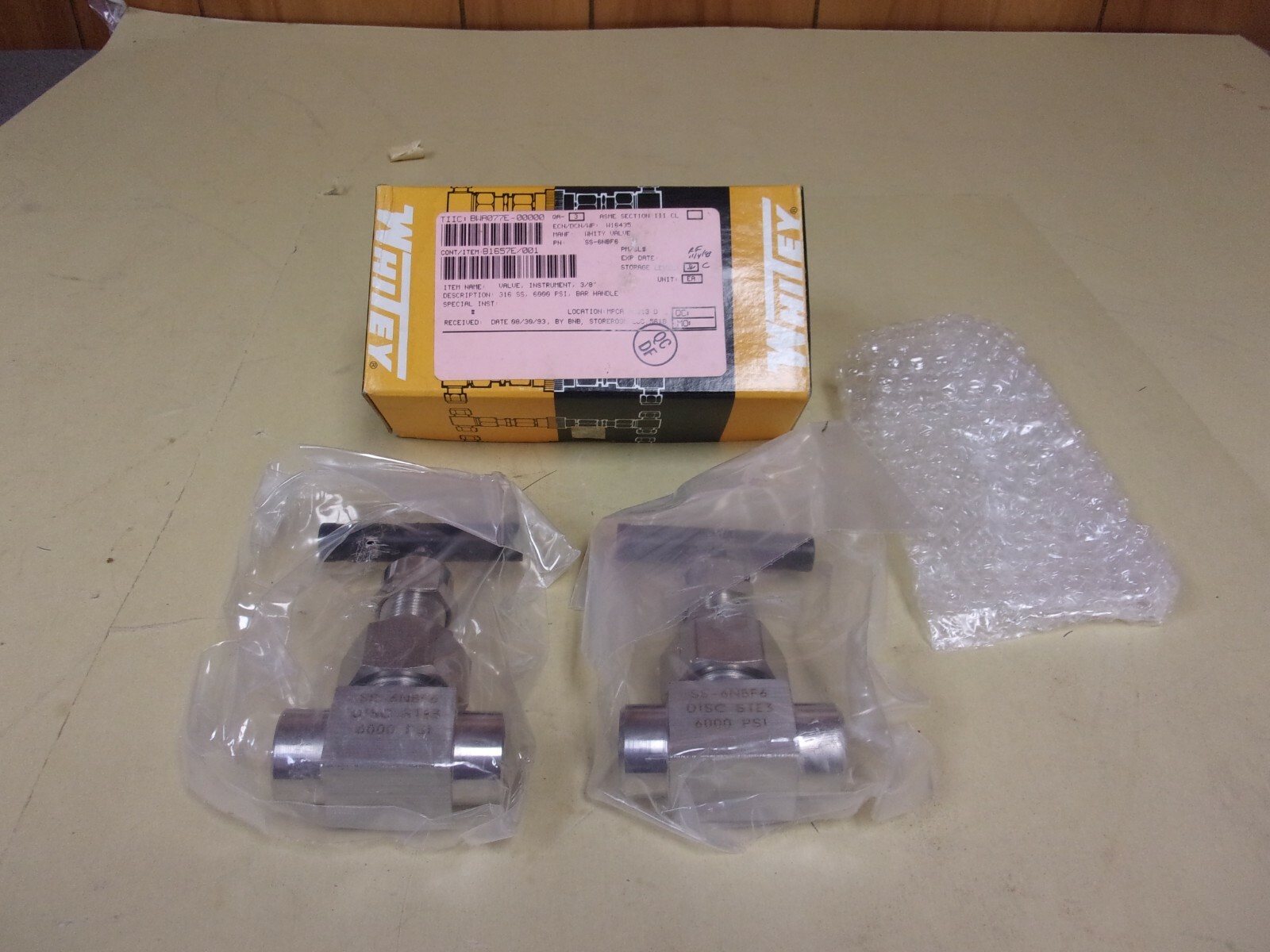 Whitey SS-6NBF6 Needle Valve 3/8" 6000 PSI , Box Of 2