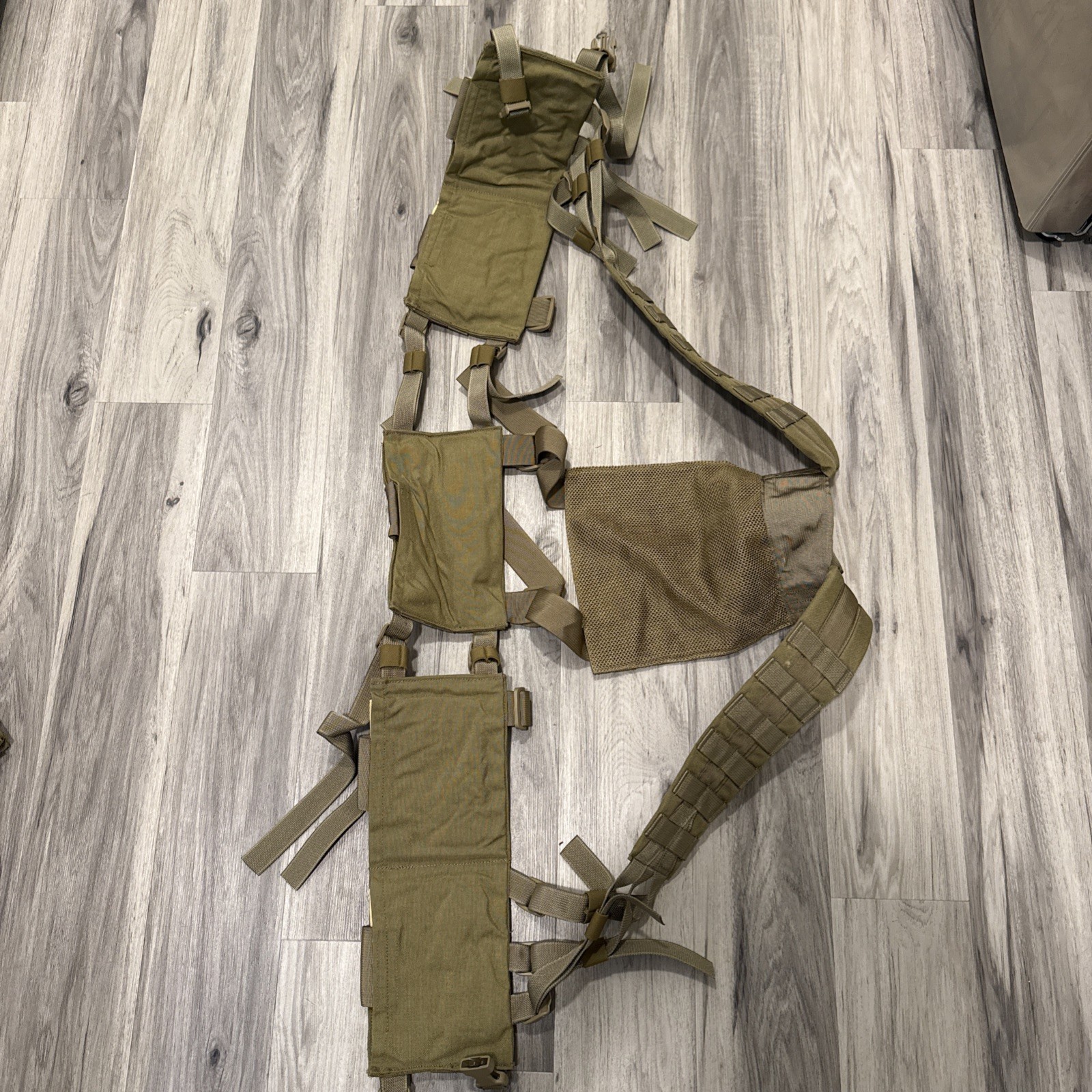 Eagle Industries Khaki SFLCS H Harness with Pouches - NOS