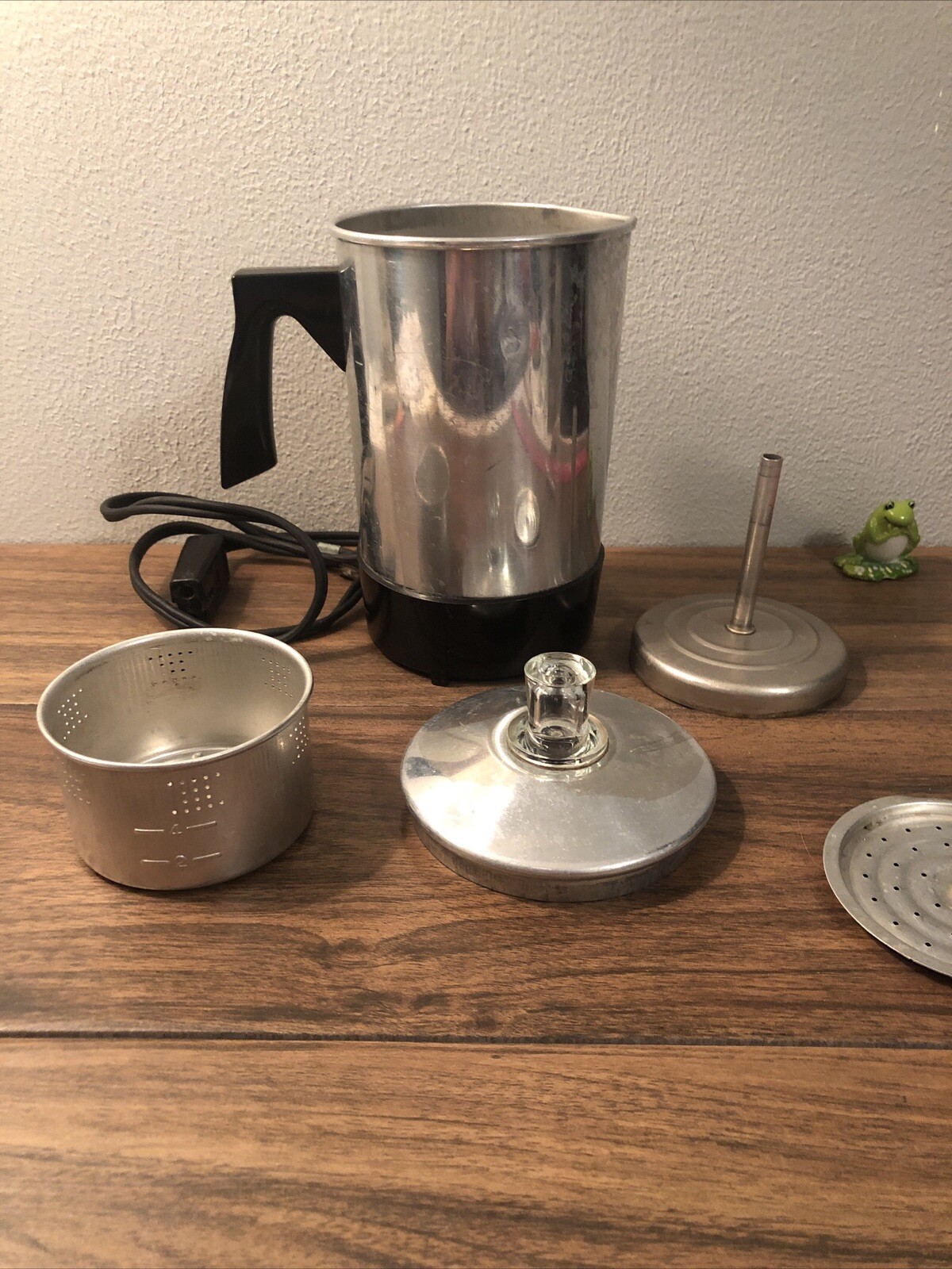 Vintage coffee percolator 2-4 cup Work tested￼ (B1)
