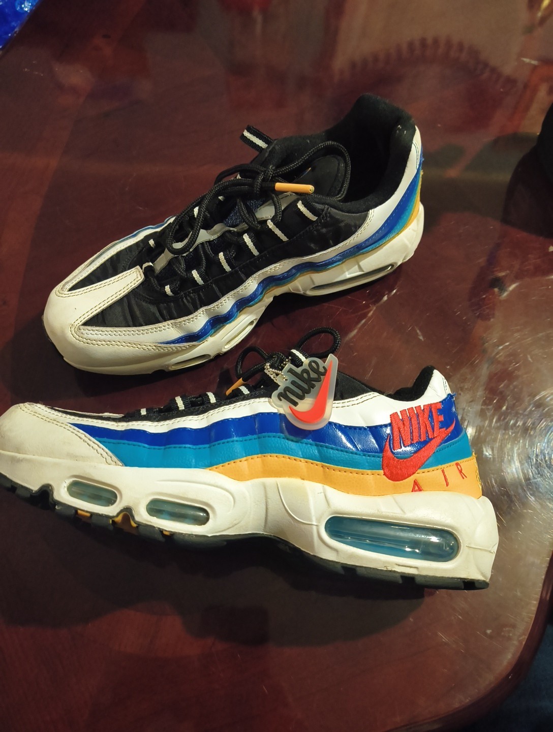 Nike Air Max 95 Windbreaker Sz 8.5  Sneakers Shoes Yellow Blue White AJ2018-123