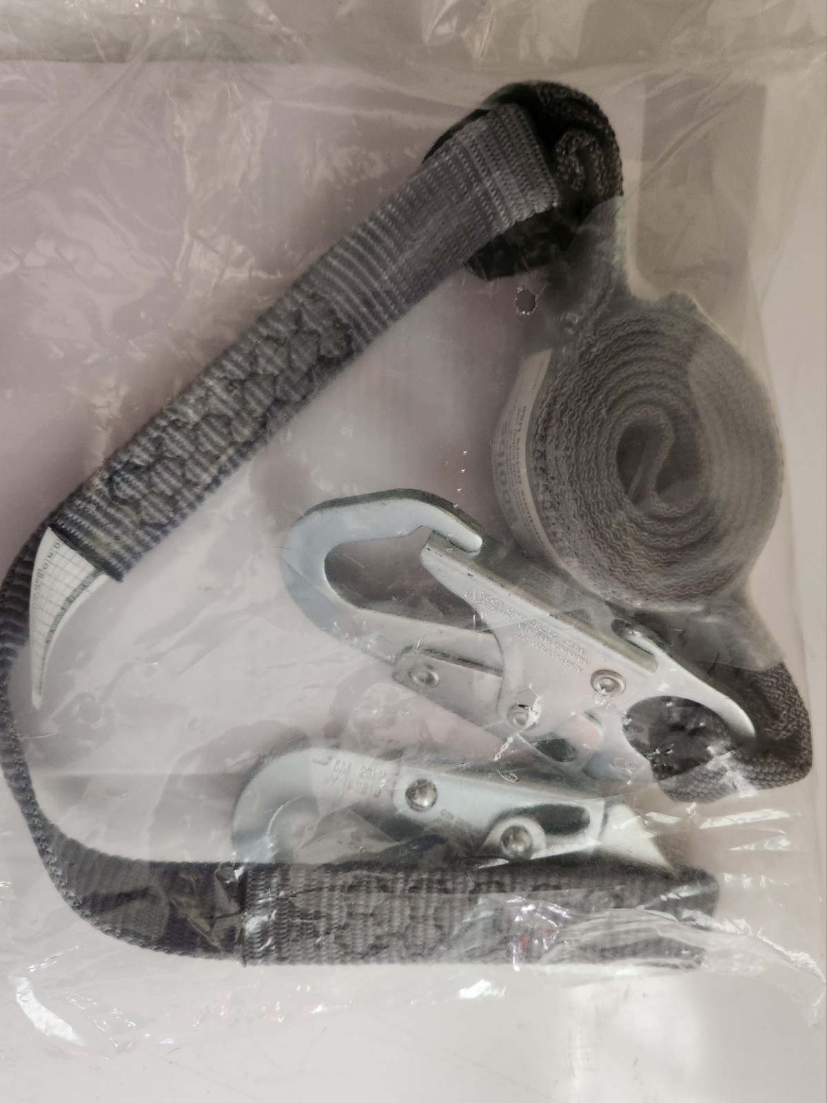 MSA 10193124 V-Series Standard Shock Absorbing Lanyard ANSI Z359.13 OSHA