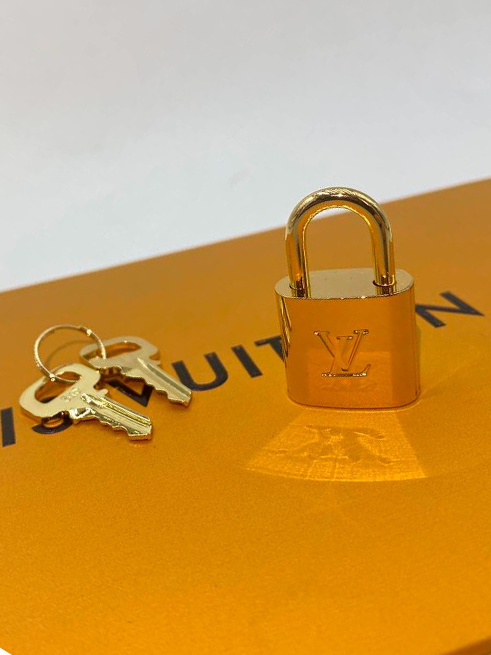 Louis Vuitton PadLock Gold Shinny Lock 2 Key Brass Number 315