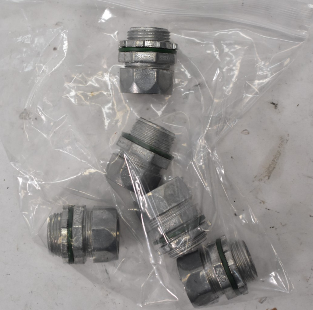 Lot of 5 Raintight Compression Connector 1" Dia x 1" Dia Male x Male Set