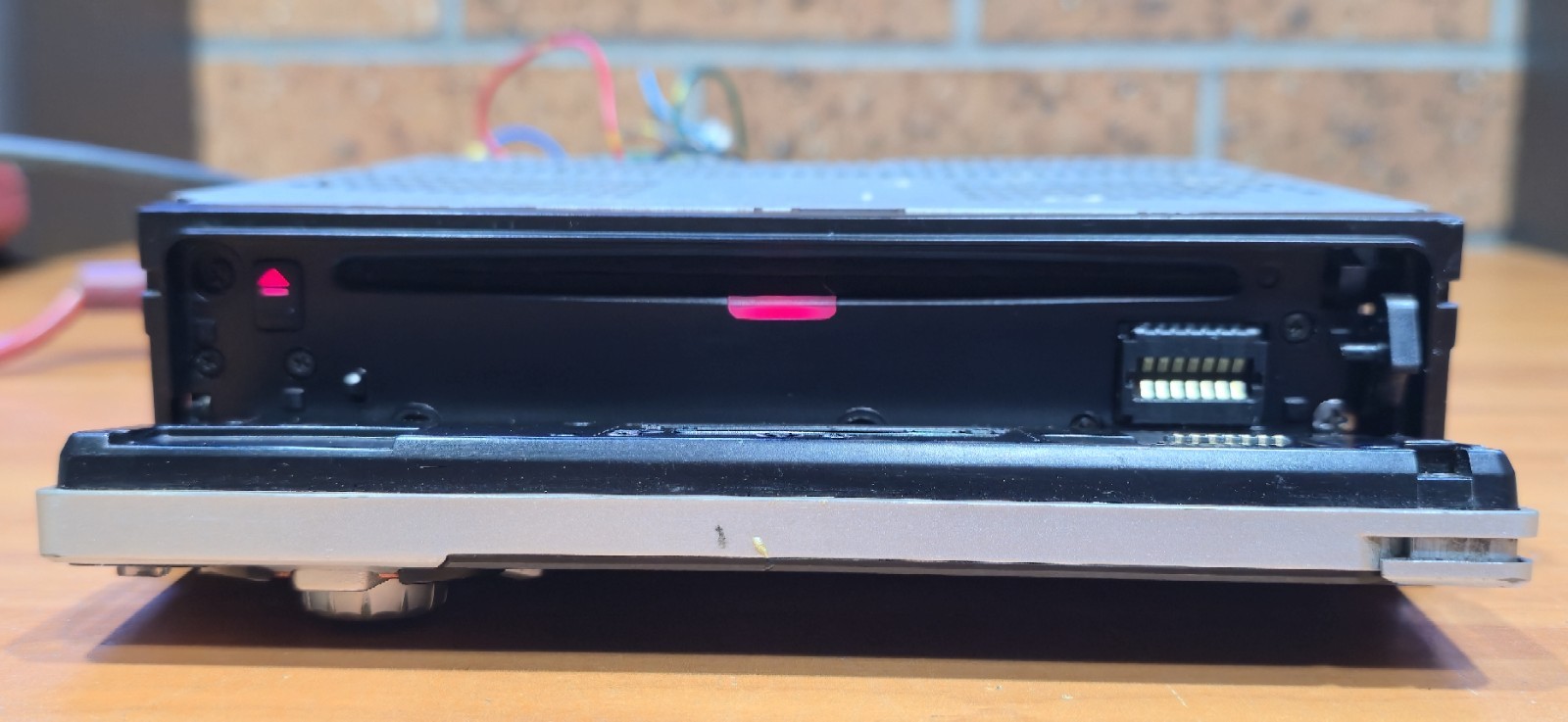 SONY CDC-CA690X car CD stereo head unit