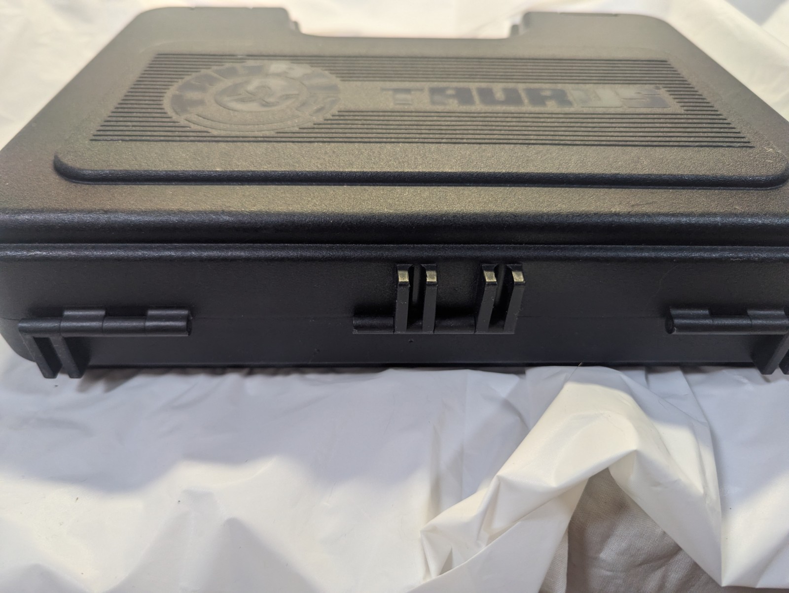 Taurus Factory Box PT809