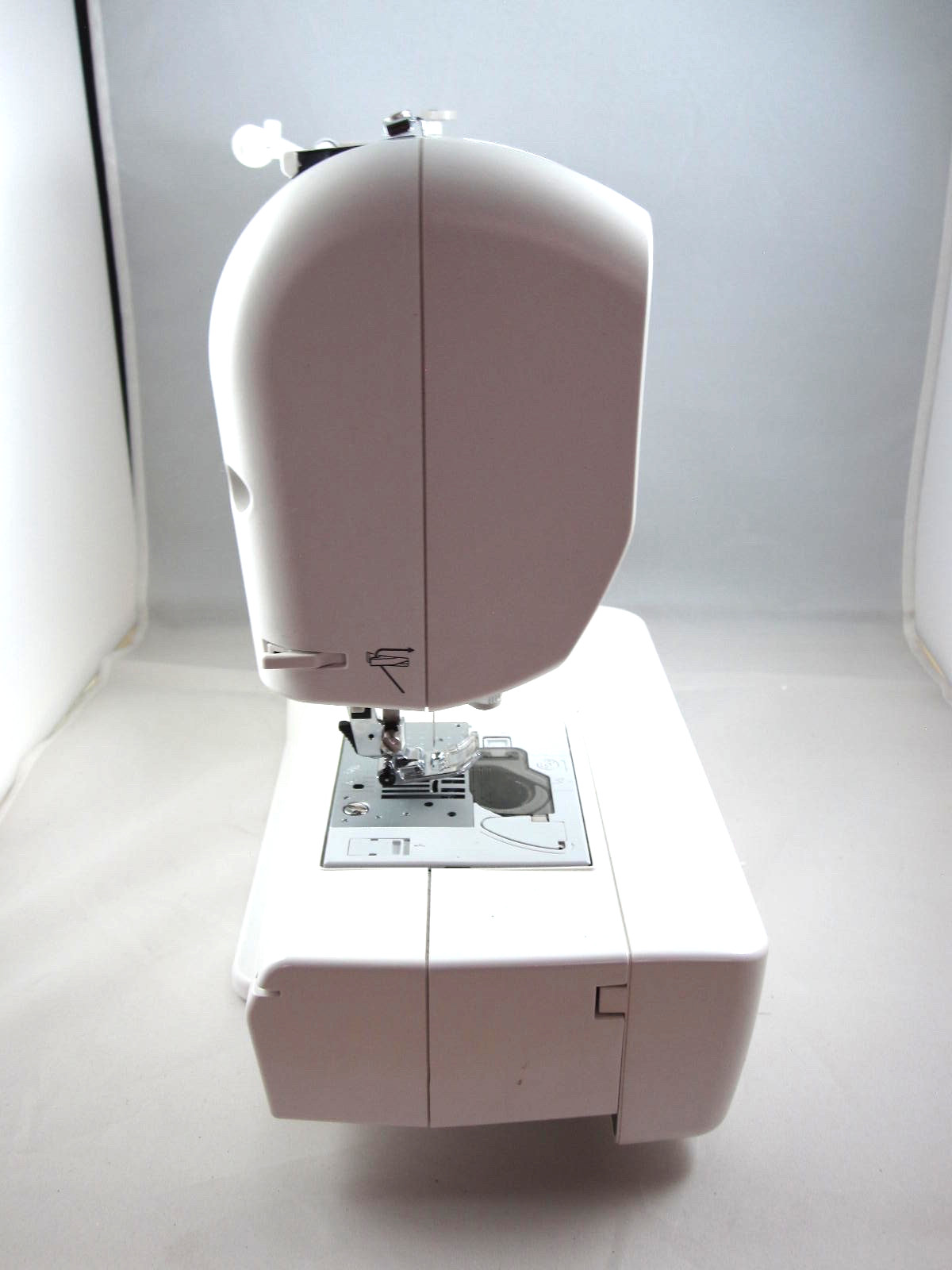 Project Runway Limited Edition CE8080 Computerized Sewing Machine (Brother)