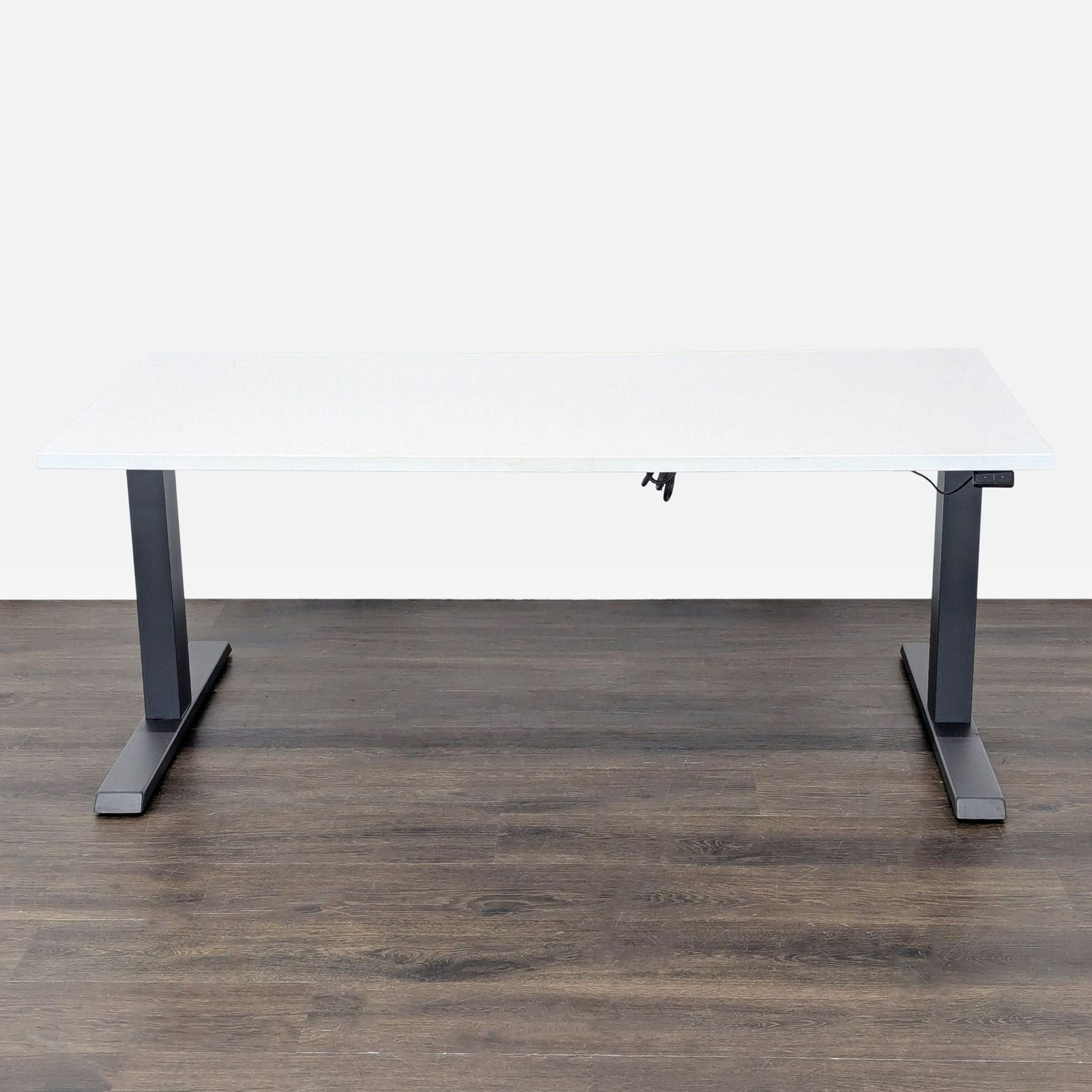 Steelcase Migration Electric Height Adjustable Desk - White Top