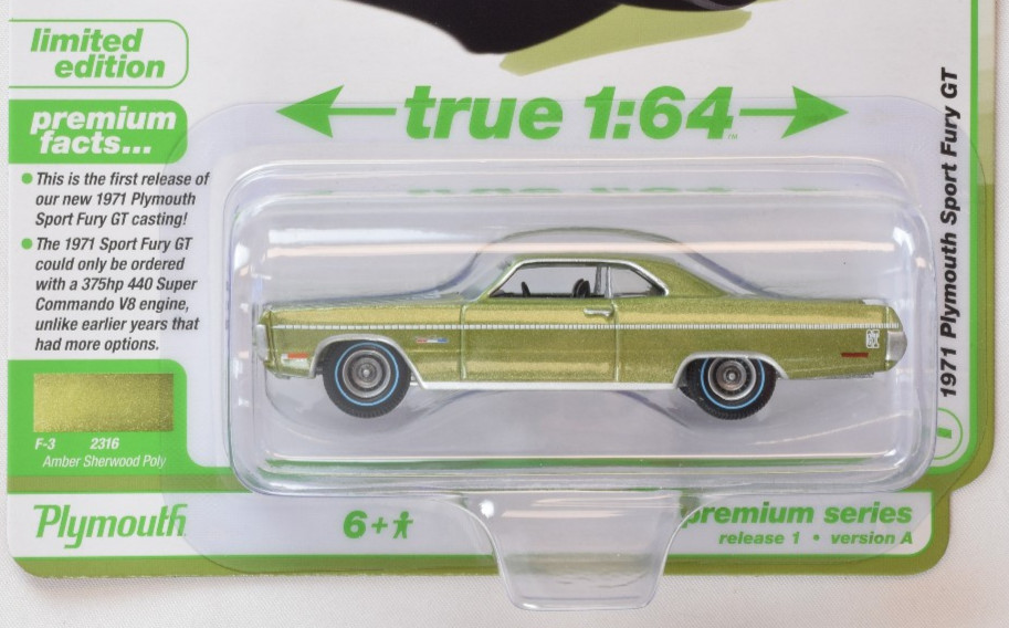 Auto World Vintage Muscle Amber Sherwood Poly 1971 Plymouth Sport Fury GT 1:64