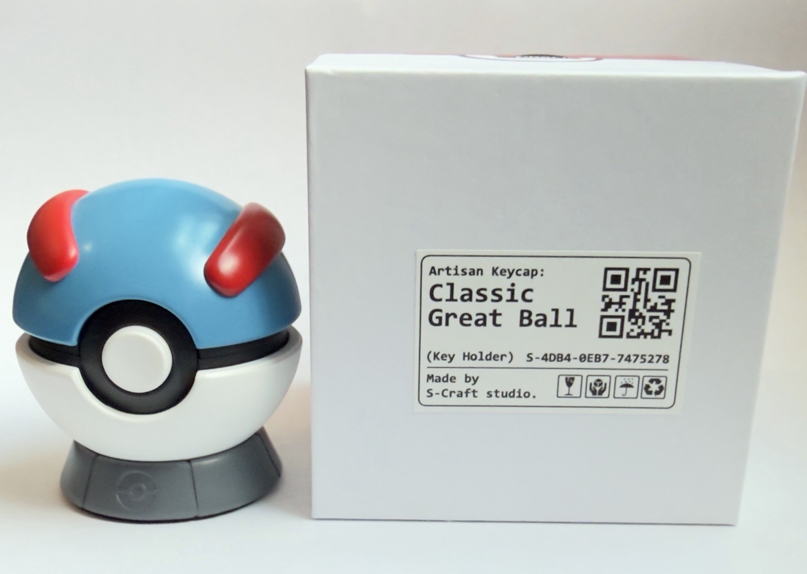 S-Craft Classic Great Ball Pokémon Keycap Holder - Non Light-up Version
