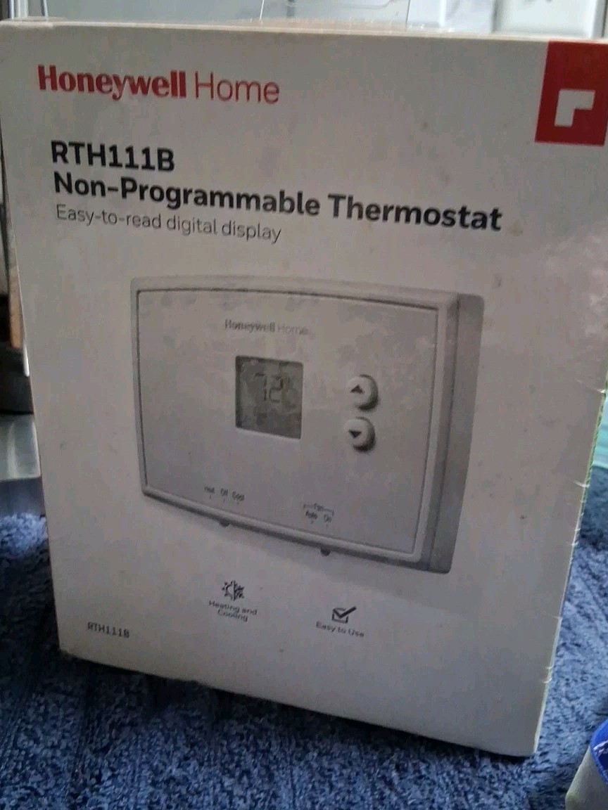 NIB Honeywell Home Thermostat RTH111B Non-Programmable