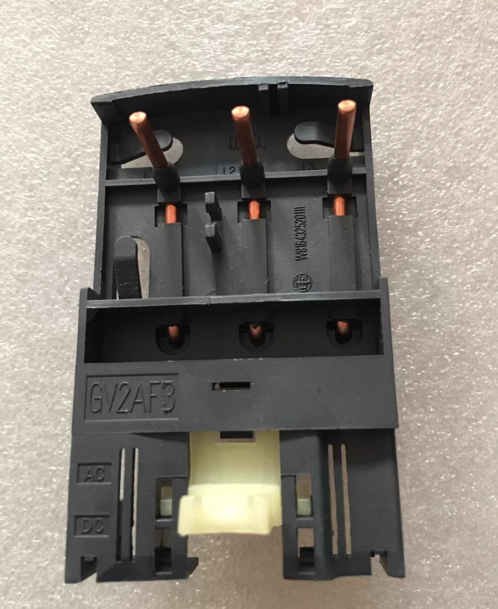 1PC NEW Schneider Connector GV2AF3 #YY