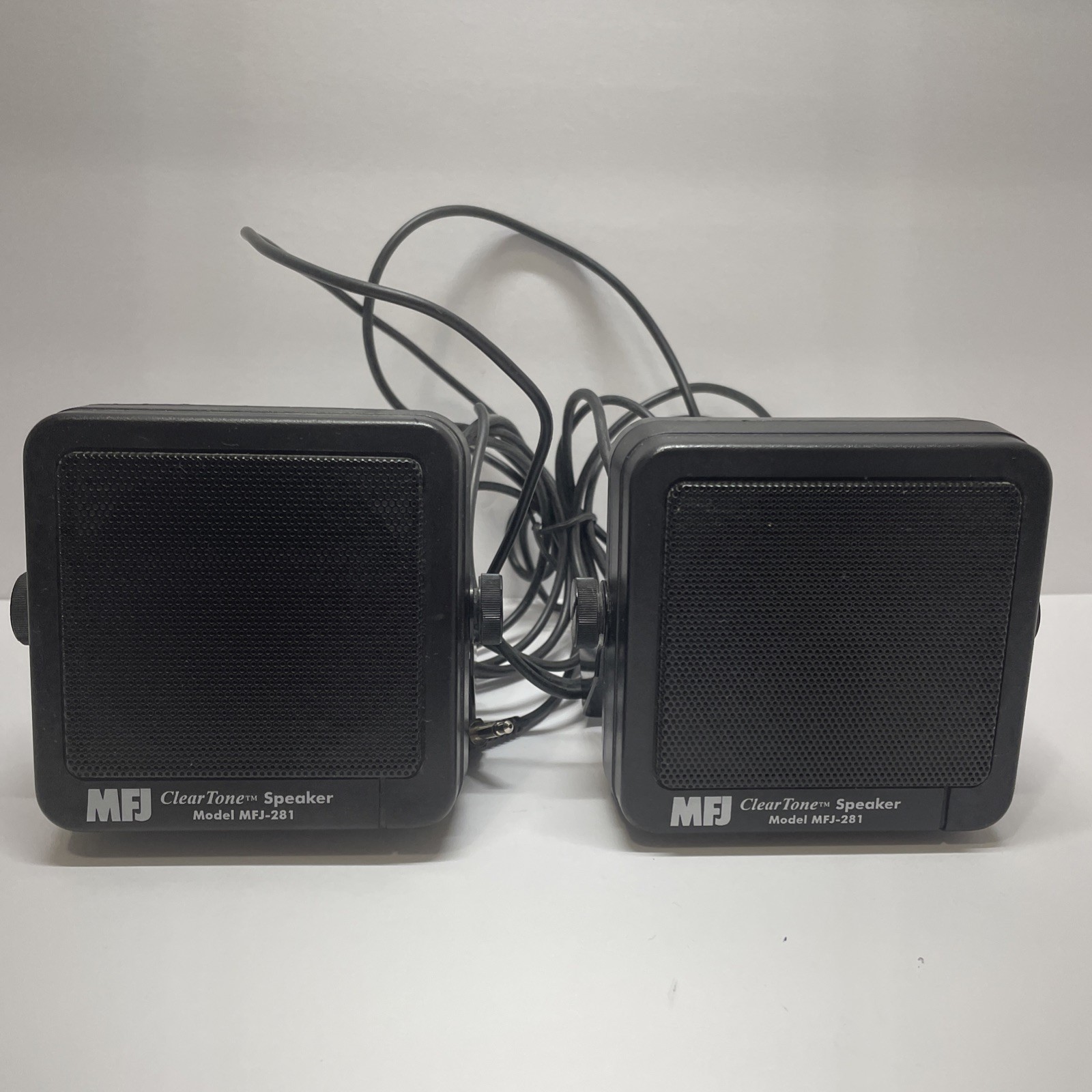 MFJ-281 Clear Tone external Pair 2 Speakers for Mobile Ham CB Radios