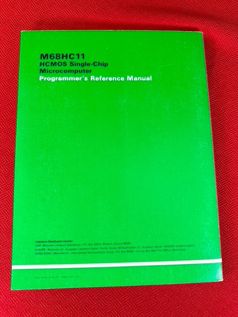 M68HC11, HCMOS Single-Chip Microcomputer Programmer Reference Manual Tech Book