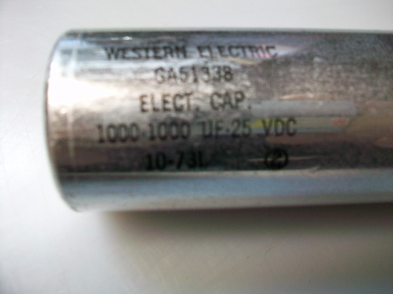 VINTAGE WESTERN ELECTRIC  1000/1000 Uf.  25 V. Dc. TALL CAN CAPACITOR
