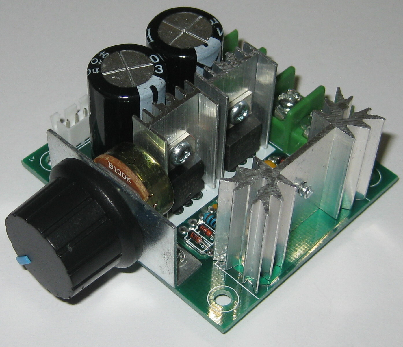 PWM DC Motor Speed Controller - 12 to 40 V DC - 10 Amp - Fuse + Knob Included