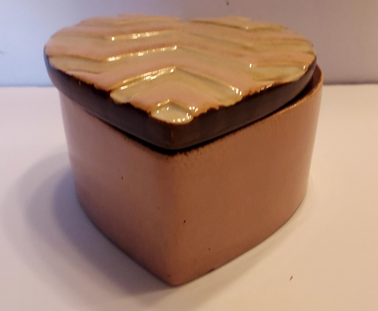 Grasslands Roads Medium Trinket Box Pink