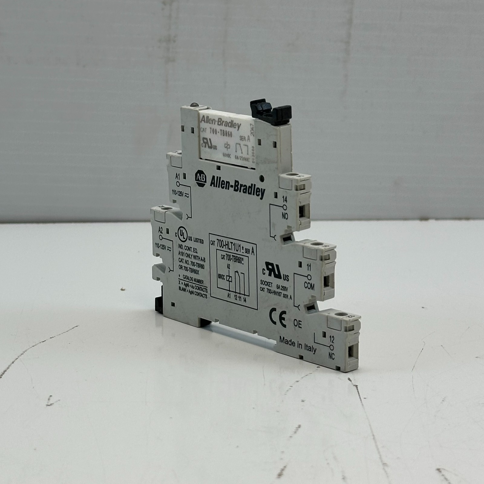 ALLEN BRADLEY 700-TBR60 Solid State Relay Base SER. A