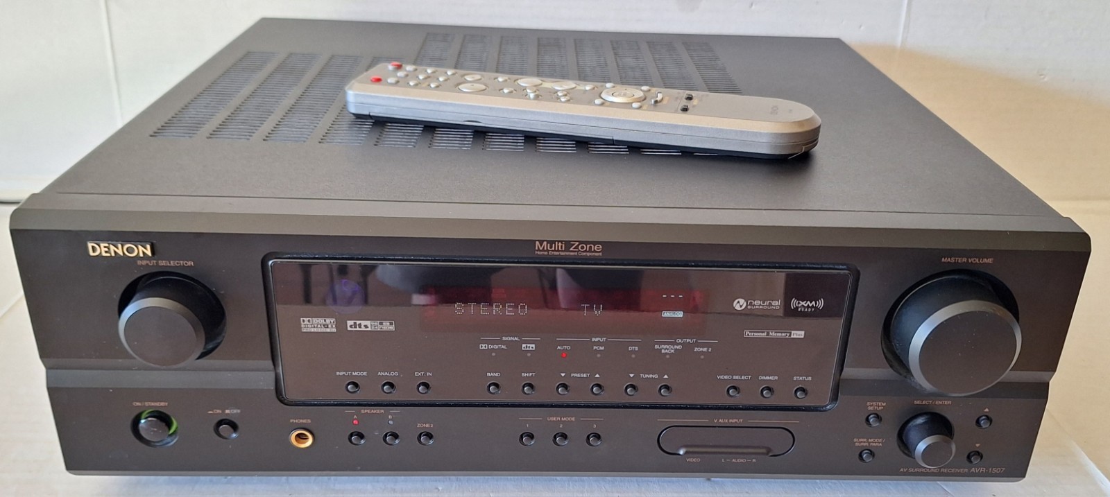 Denon multi zone AVR-1507 AM/FM Stereo Receiver w Remote Bundle