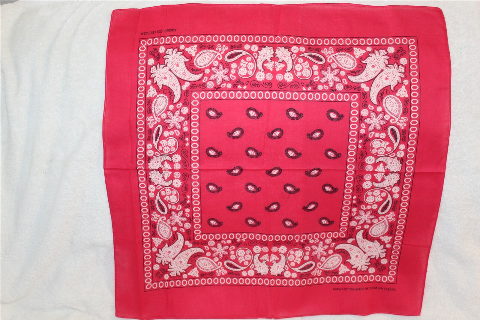 BANDANA DARK PINK PAISLEY HANDKERCHIEF SET OF 3
