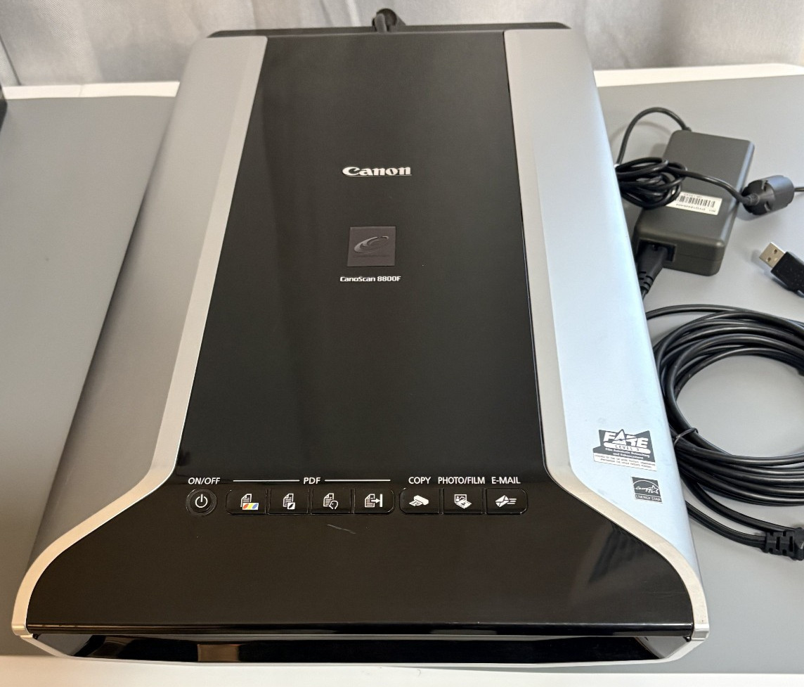 Canon CanoScan 8800F Flatbed Scanner Photo Film Tested Working w/ Cords