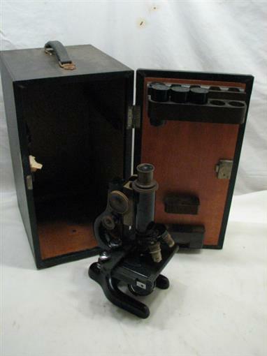 Vintage Bausch &Lomb Optical Microscope/Case Oil 97X Objective Compound Stage B