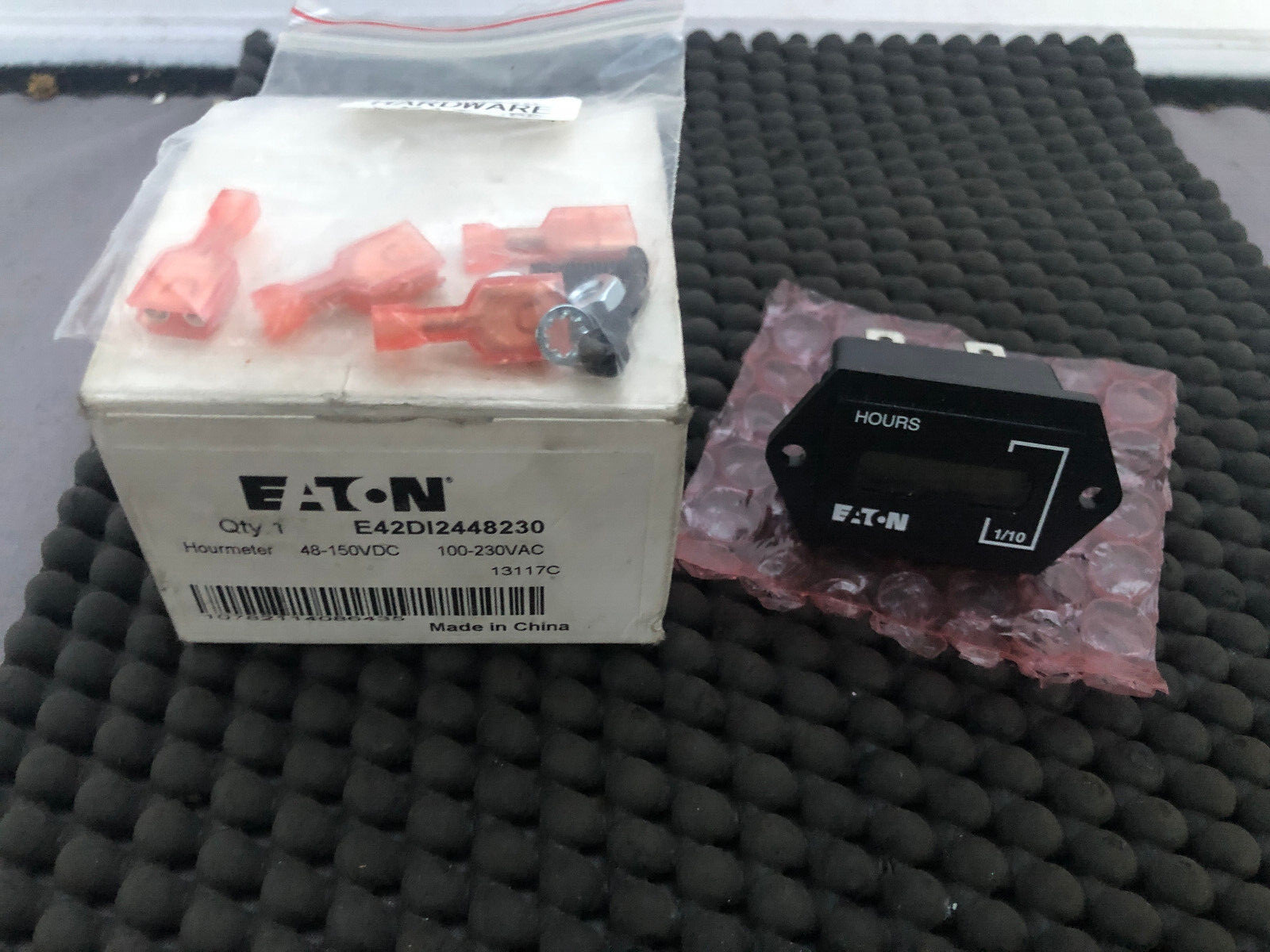 Eaton E42D12448230 Elapsed Time Indicator 48-150VDC 100-230VAC Panel Mount New