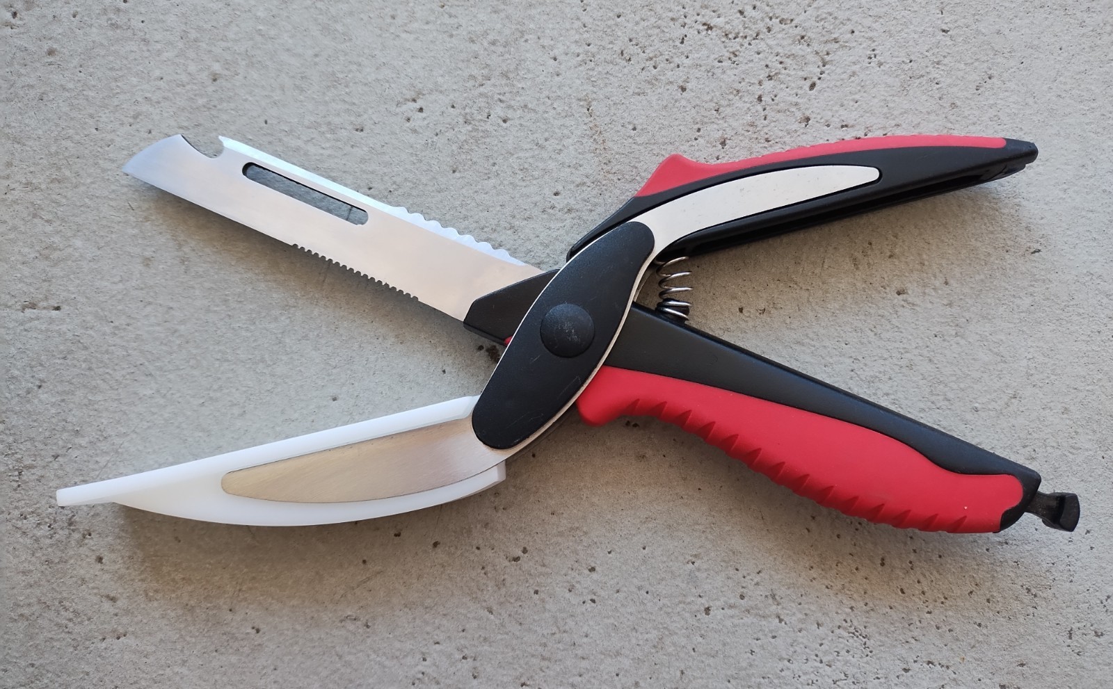 CROFTON KITCHEN SCISSORS COMBO BLADE CUTTING BOARD & KNIFE, EXCELLENT CONDITION!