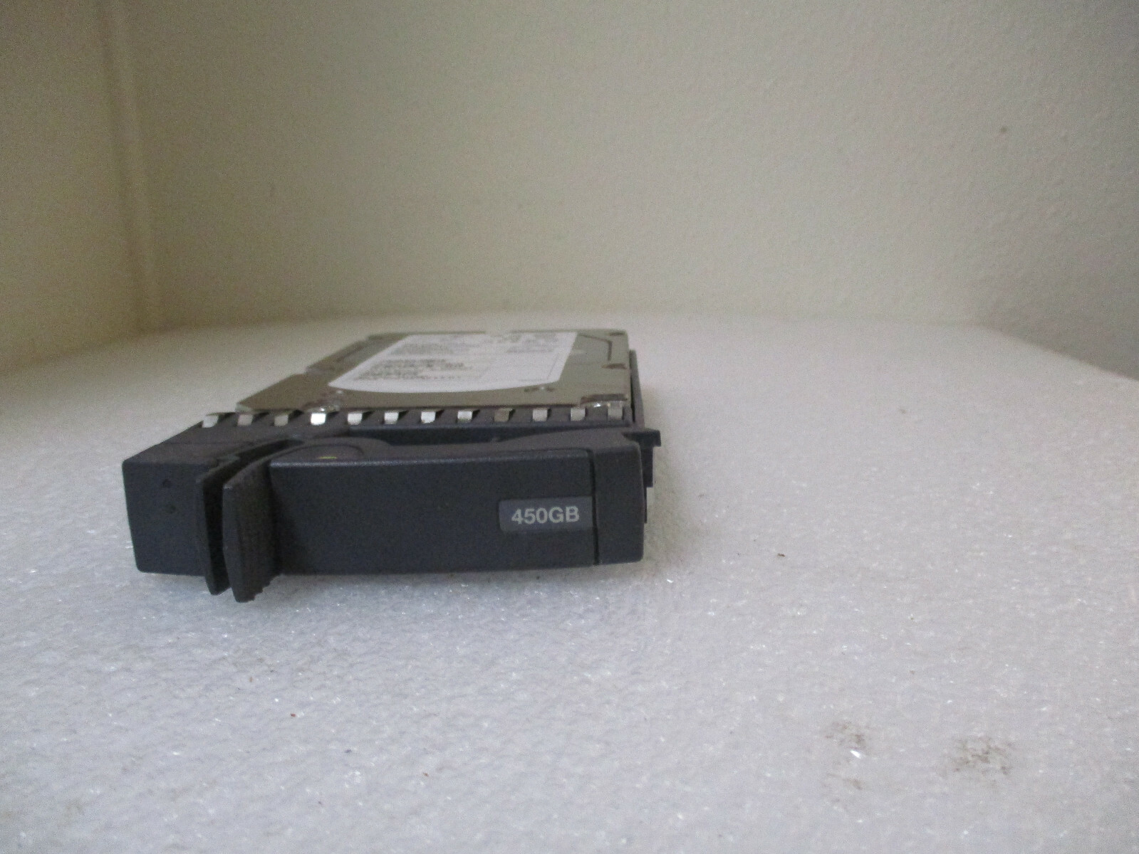 X289A-R5 NETAPP 450GB 15K 3G SAS 3.5 HARD DRIVE FOR FAS2040 FAS2020 46y0297