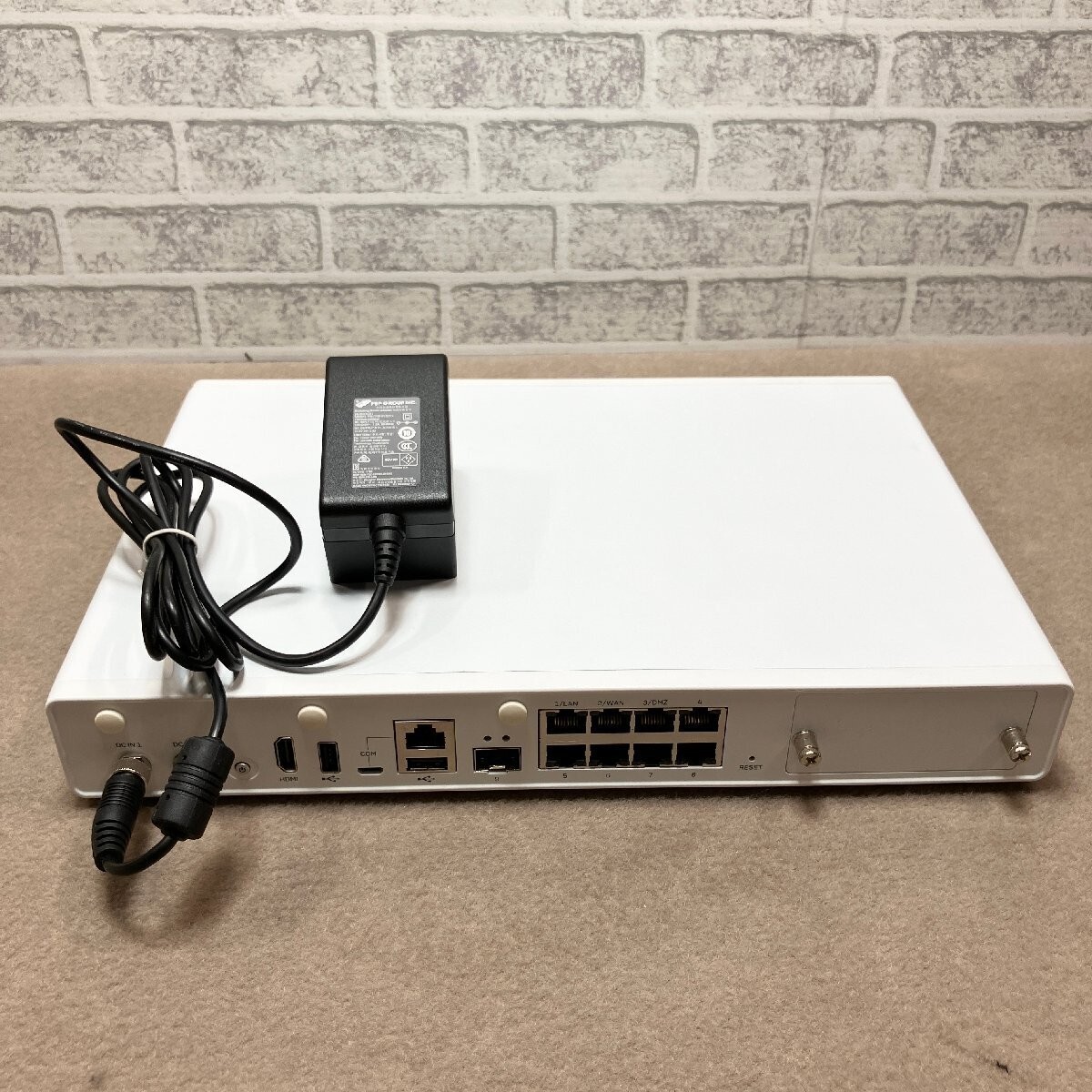 Sophos XG 135 REV Rev.3 Firewall Desktop appliance Worked & Testing