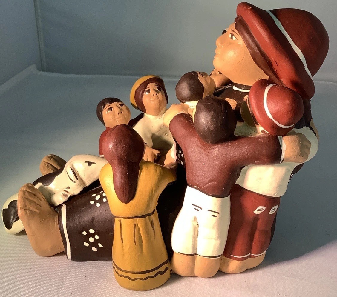 Peruvian Story Teller Figurine Woman Children Bird Dog Terracotta