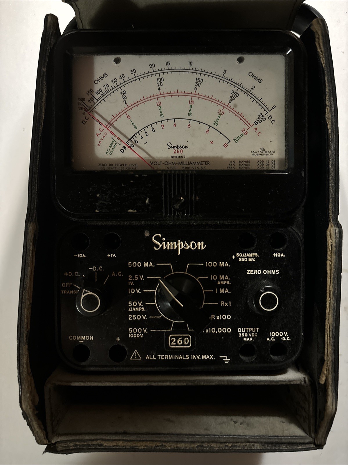 Simpson 260 Series 8 AC/DC Volt/Ohm/Milliammeter VOM Multi-Meter w/ Case & Cable