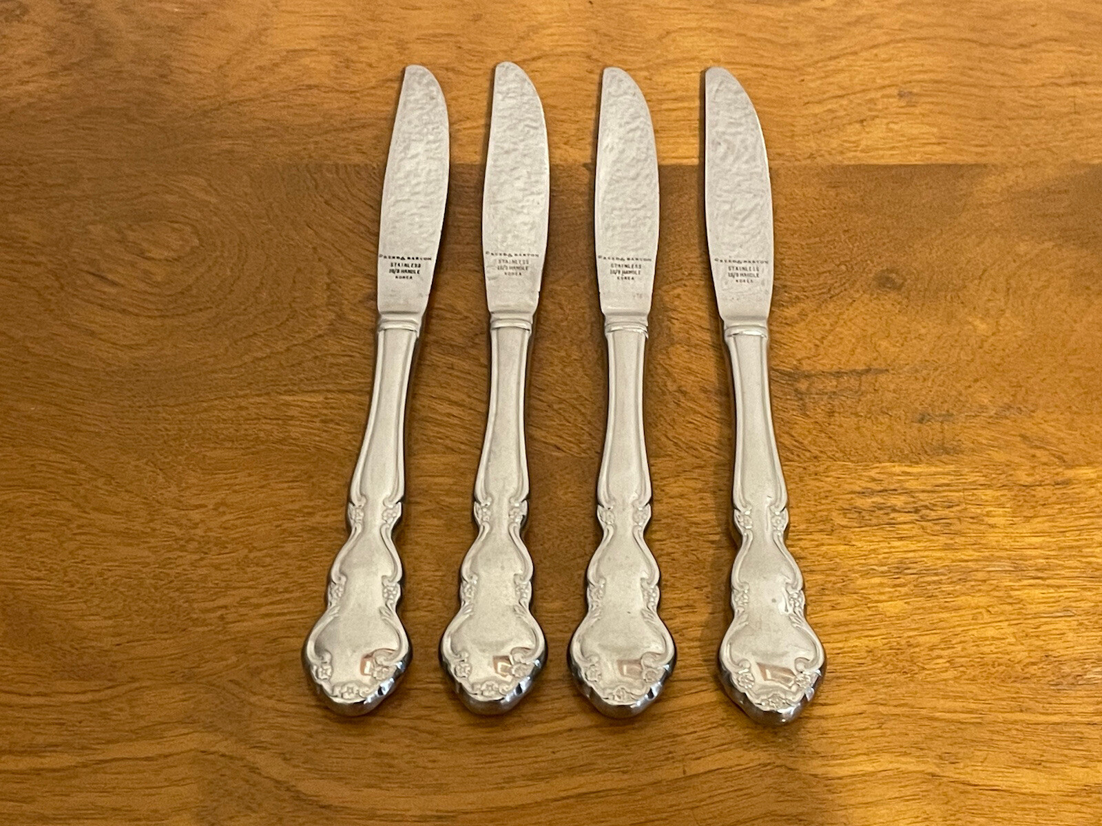 4 Reed & Barton DICKENSON 18/8 Stainless Modern Hollow Dinner Knives