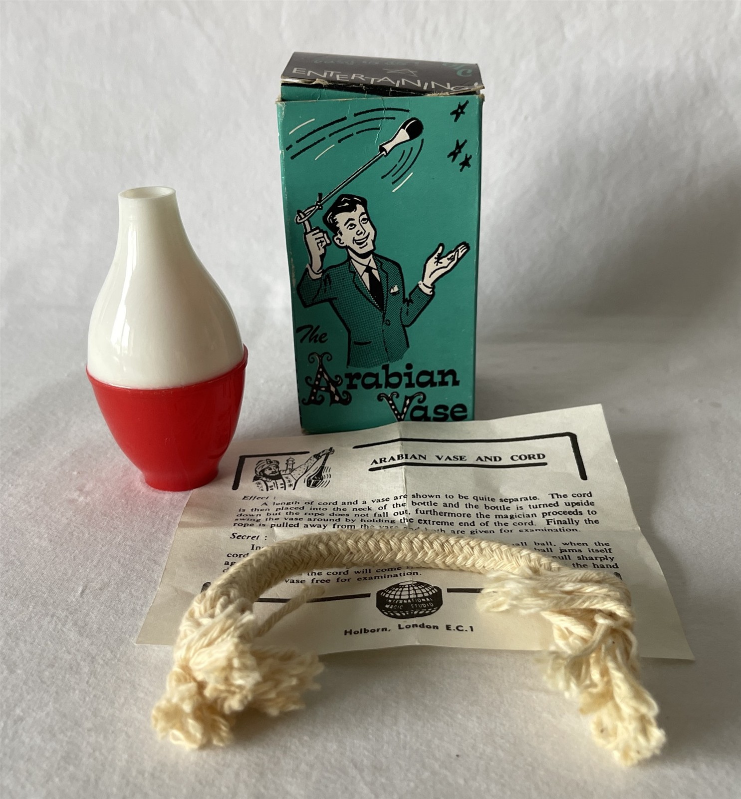FOR REPAIR Vintage Magic Trick British Manufacture THE ARABIAN VASE ALFA England