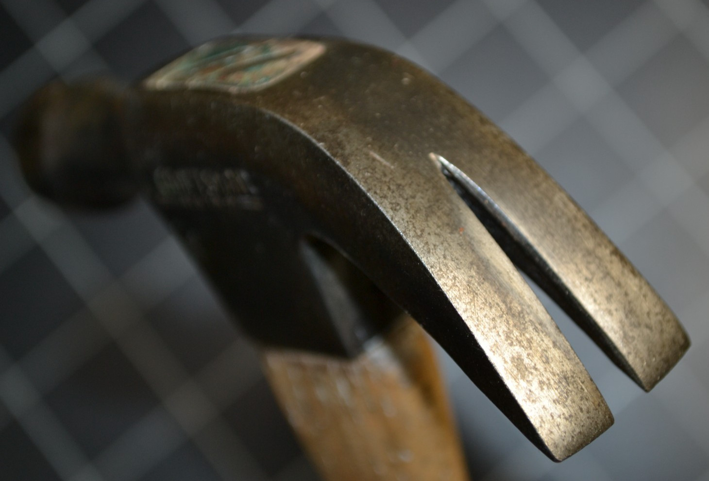 CRAFTSMAN - MODEL MAKER - 4oz - BELL FACE CLAW HAMMER - ORIGINAL HANDLE