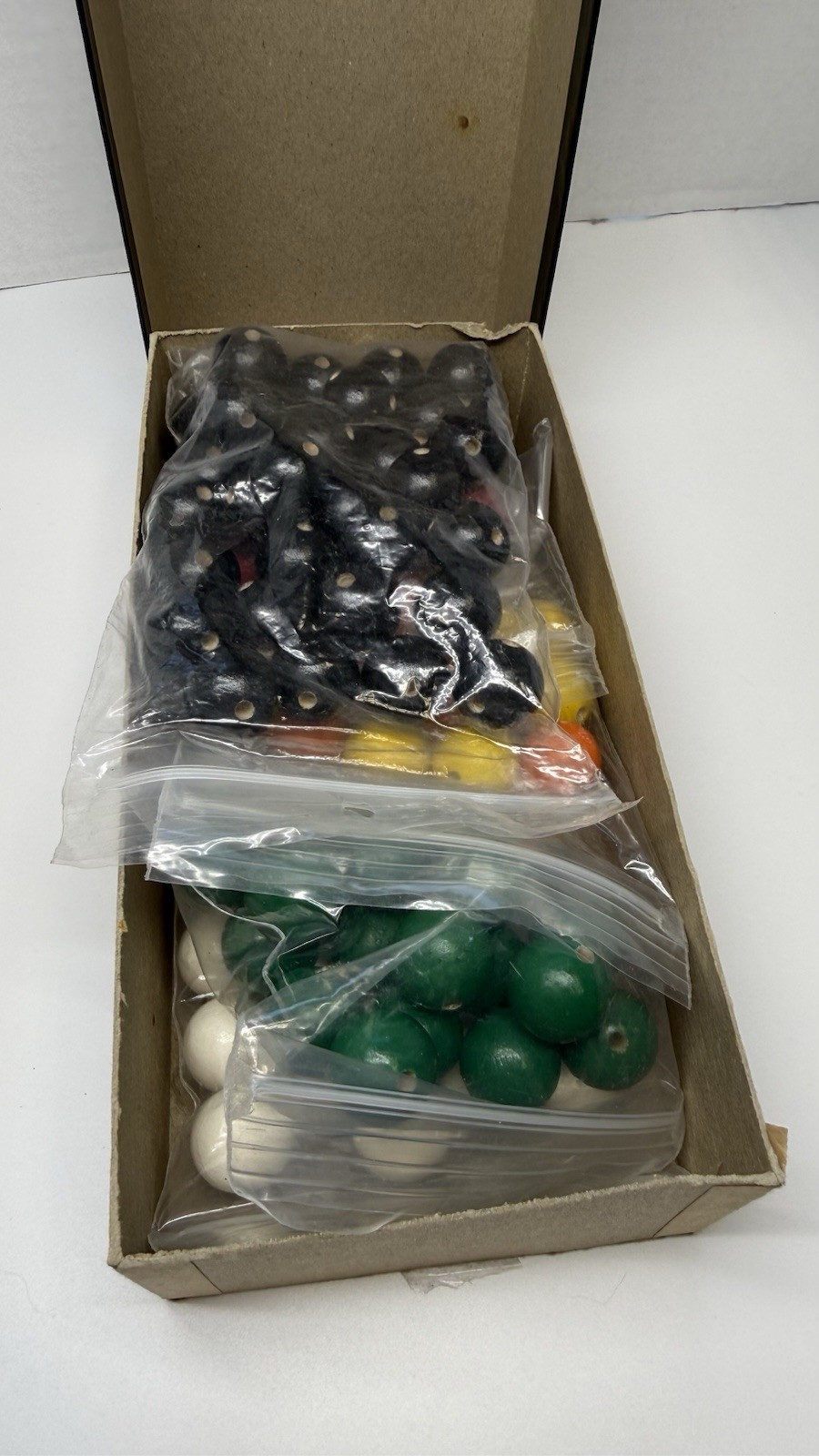 VTG STUDENT MOLECULAR MODEL 100 ATOM SET Wood Atoms Scienve Kit & Boreal Lab