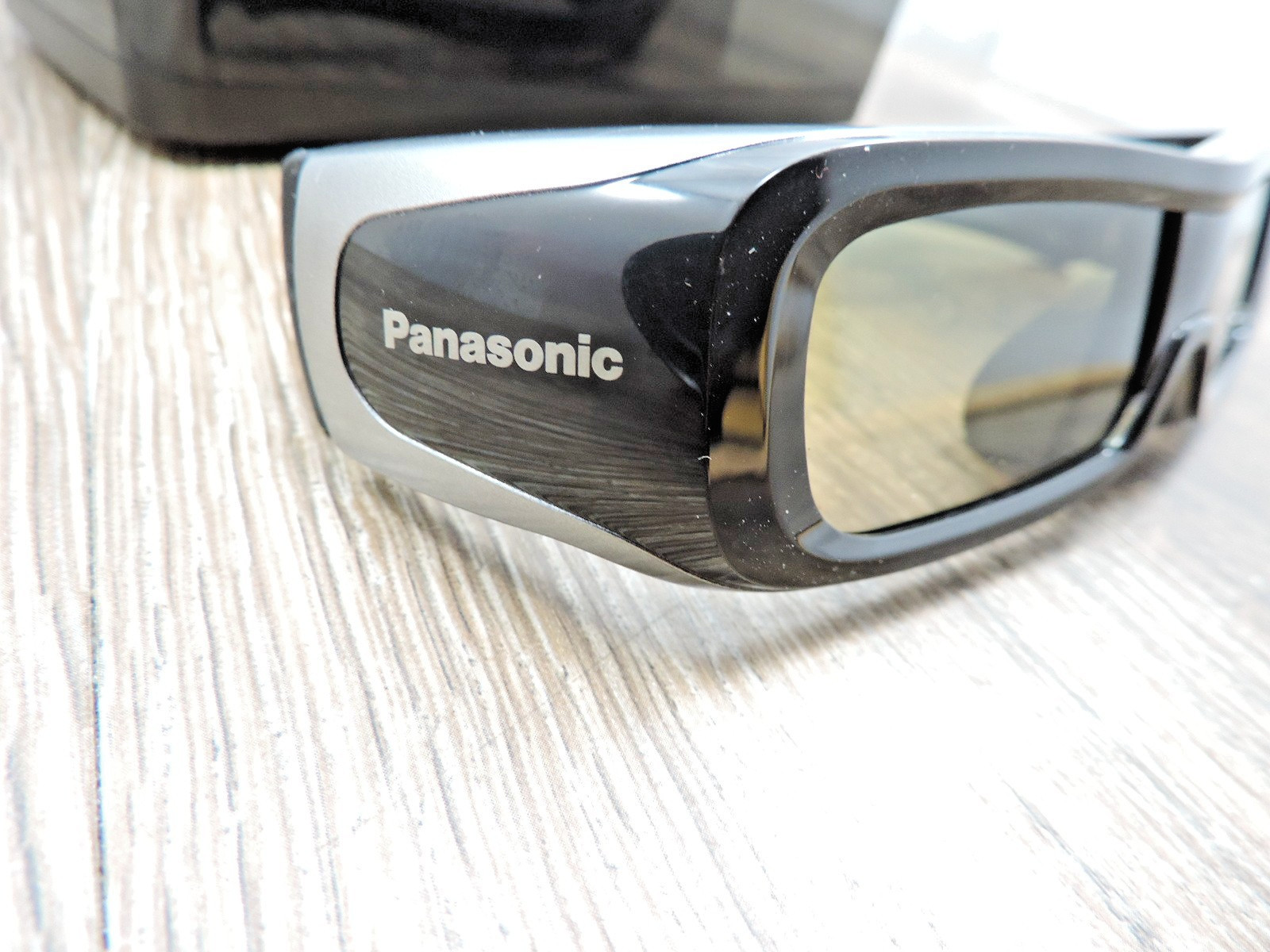 Panasonic 3D Full HD Glasses TY-EW3D2MA w/Original Case Untested