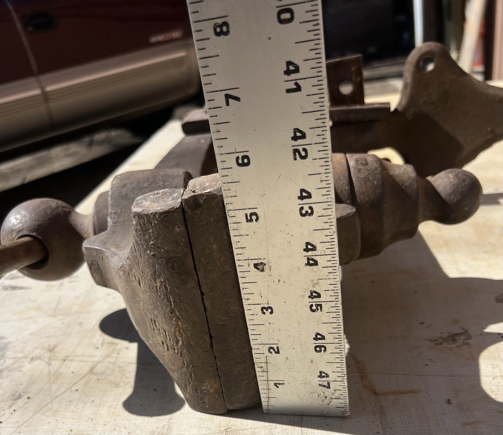 5 1/4 Blacksmith Vice Antique 57 Lbs Post Leg