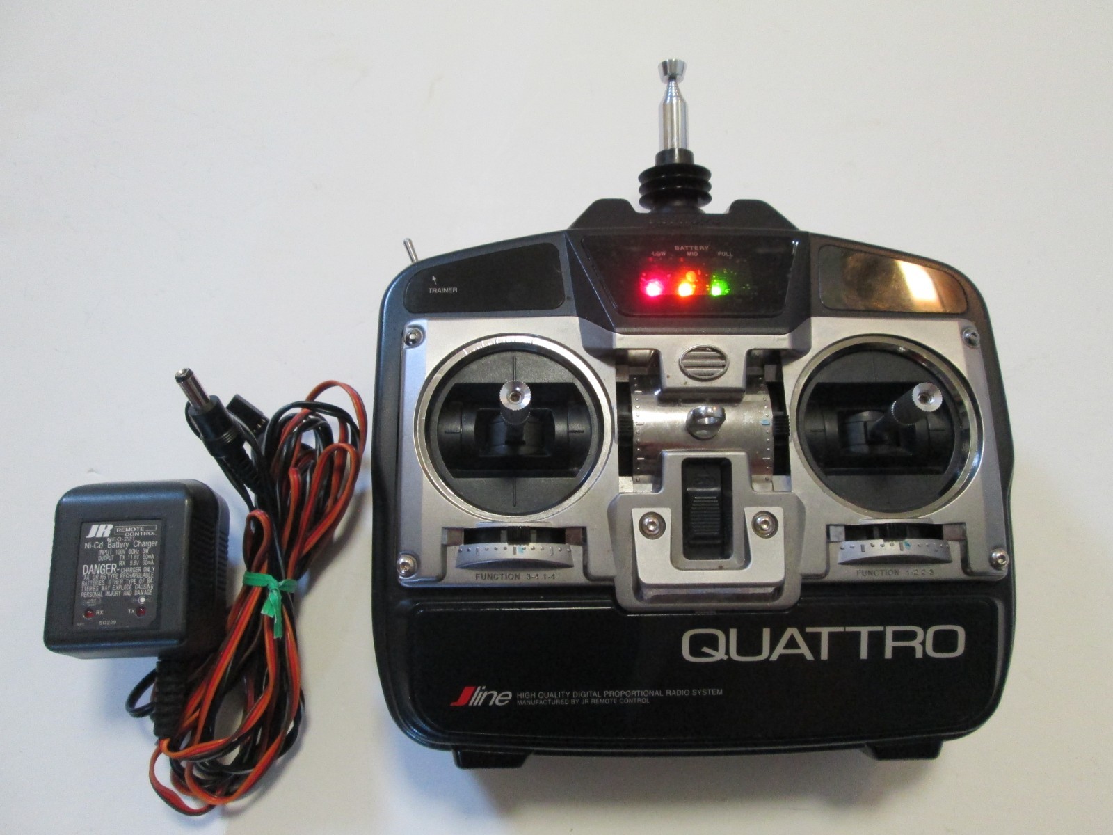 Quattro Jline airplane remote control