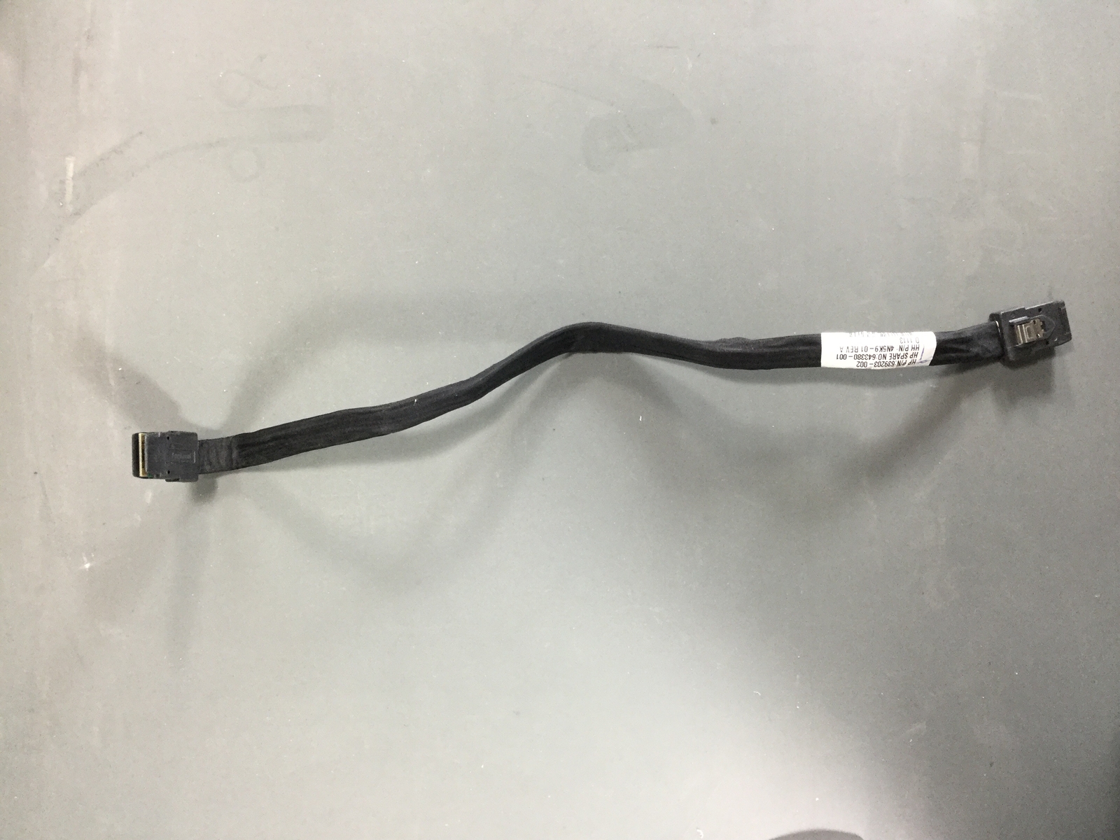 HPE 643380-001 Cable - SL390 mini SAS - 4U form factor