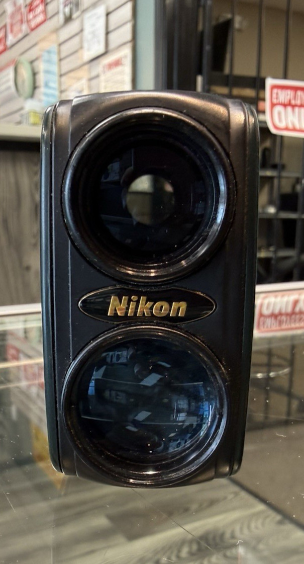 Nikon ProStaff Laser 440 Rangefinder & Carry Bag