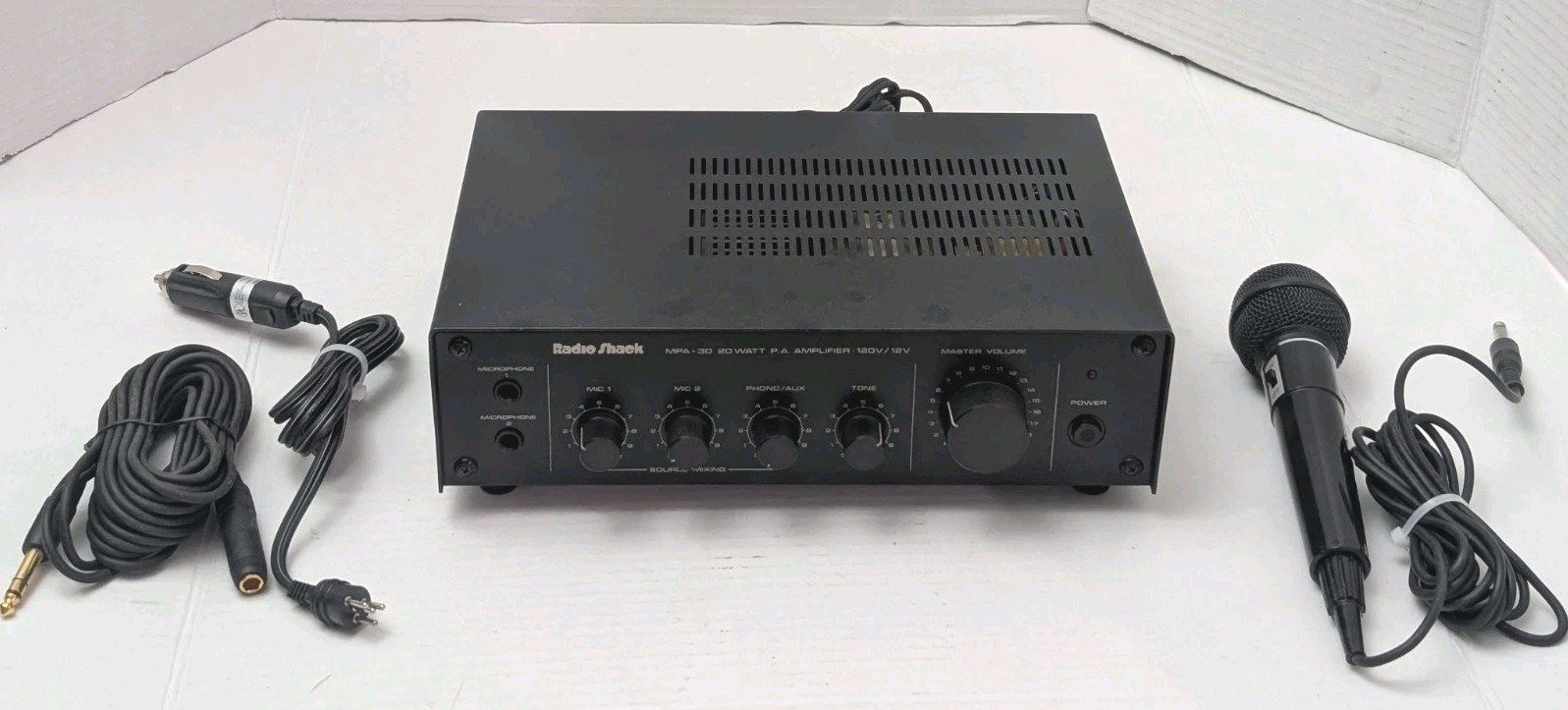 Realistic MPA-30 20 Watt PA Amplifier 32-2034 Radio Shack 120V 12V Tested Works