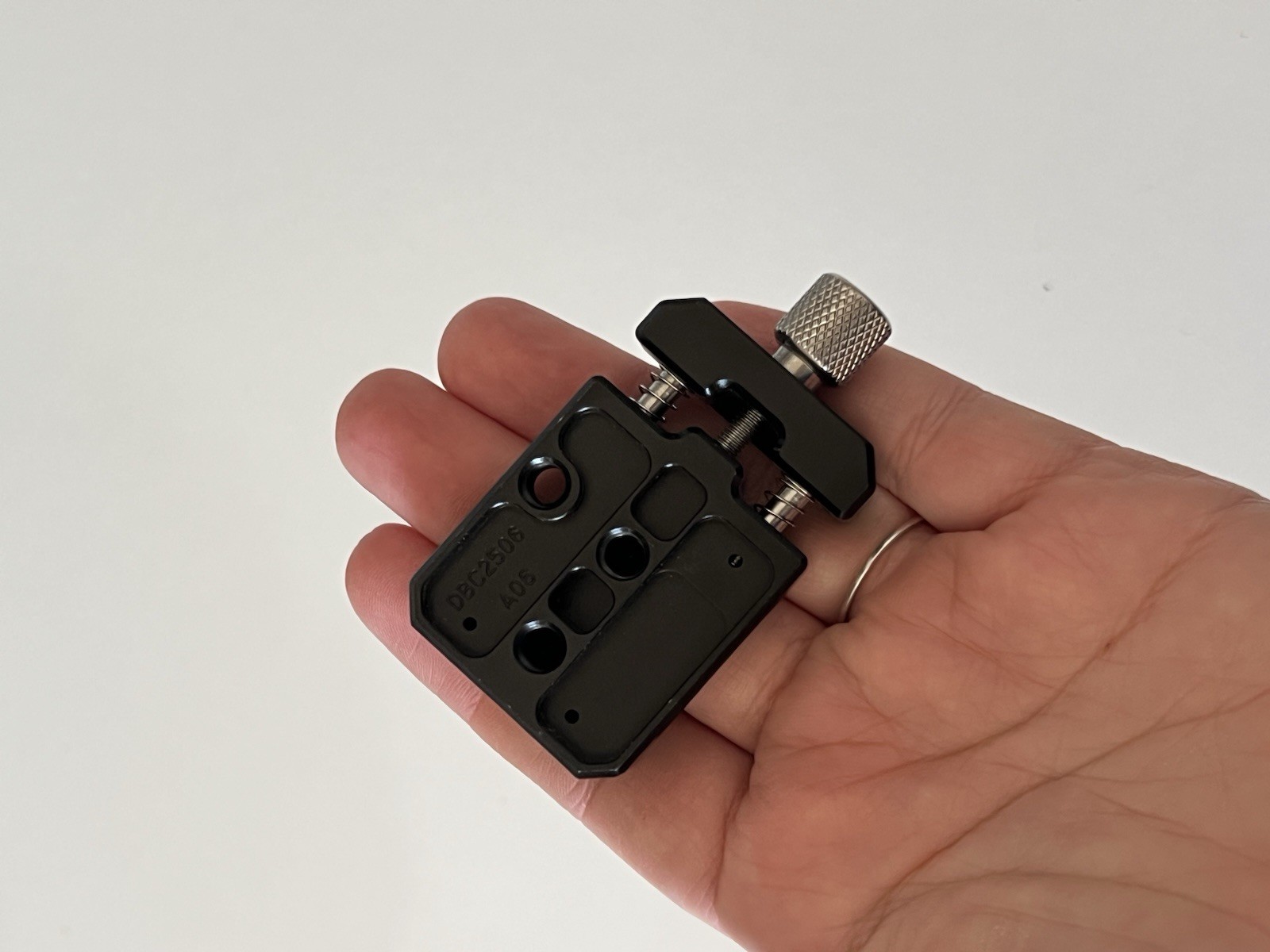 SmallRig DSLR and Mirrorless Quick Release Clamp for Arca-Type Standard