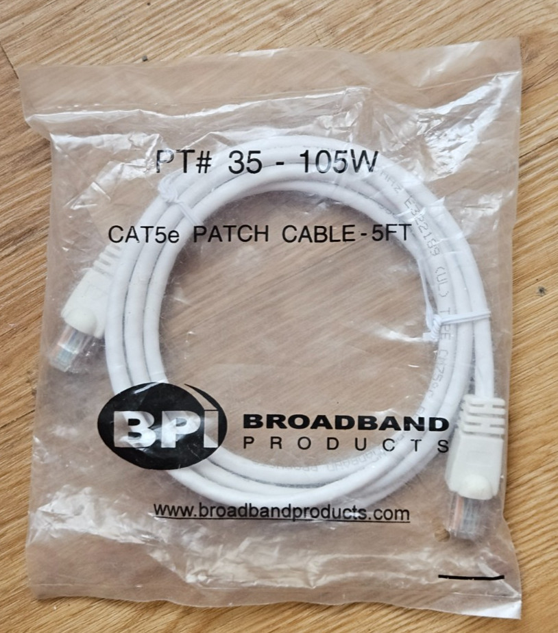BPI CAT5e Ethernet Patch Cable 5 Ft White 35-105W RJ45 Network Cord New