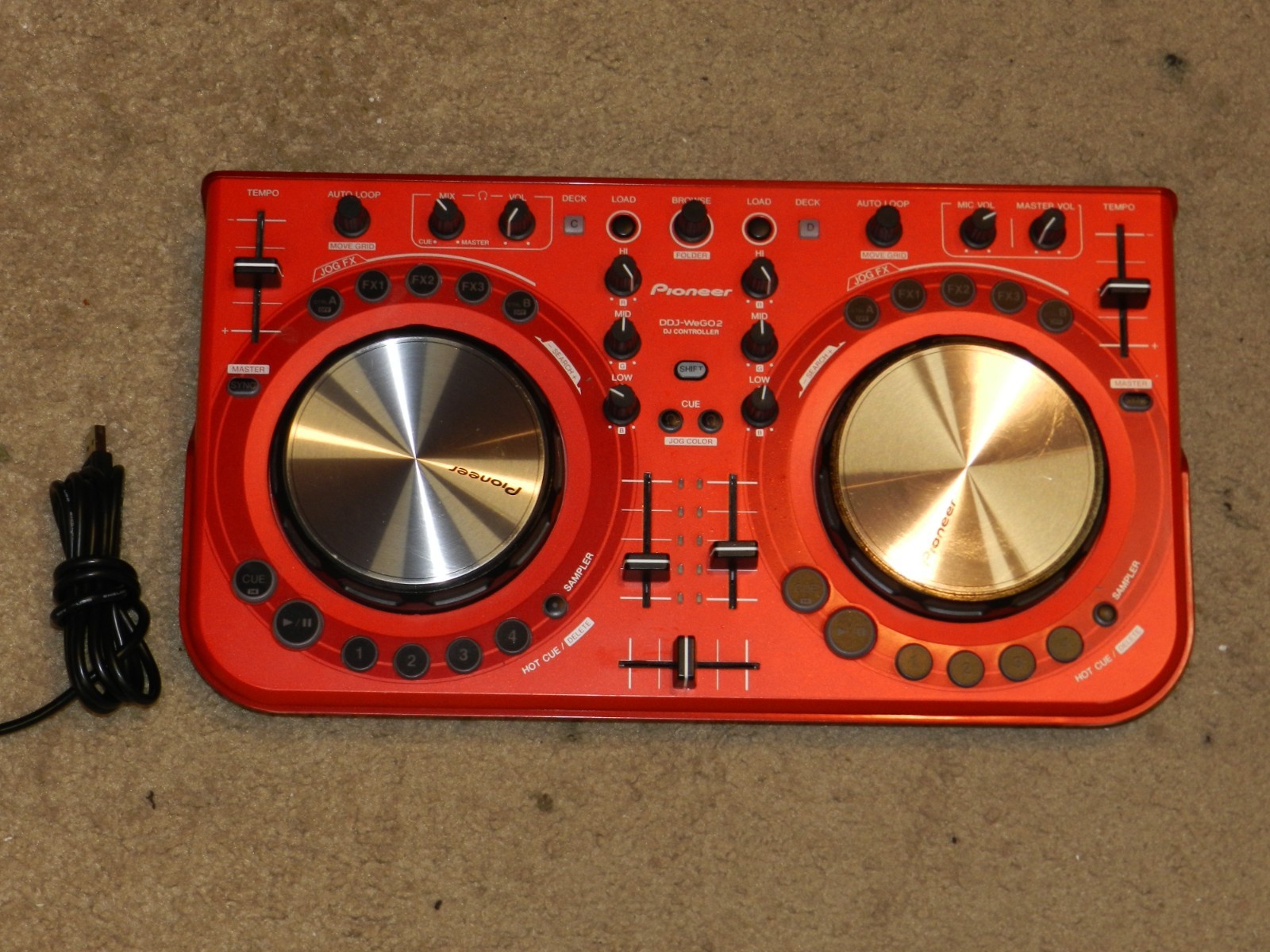 Pioneer DDJ-WeGO2-R DJ Controller Red Limited Edition TESTED WORKS GREAT COND.