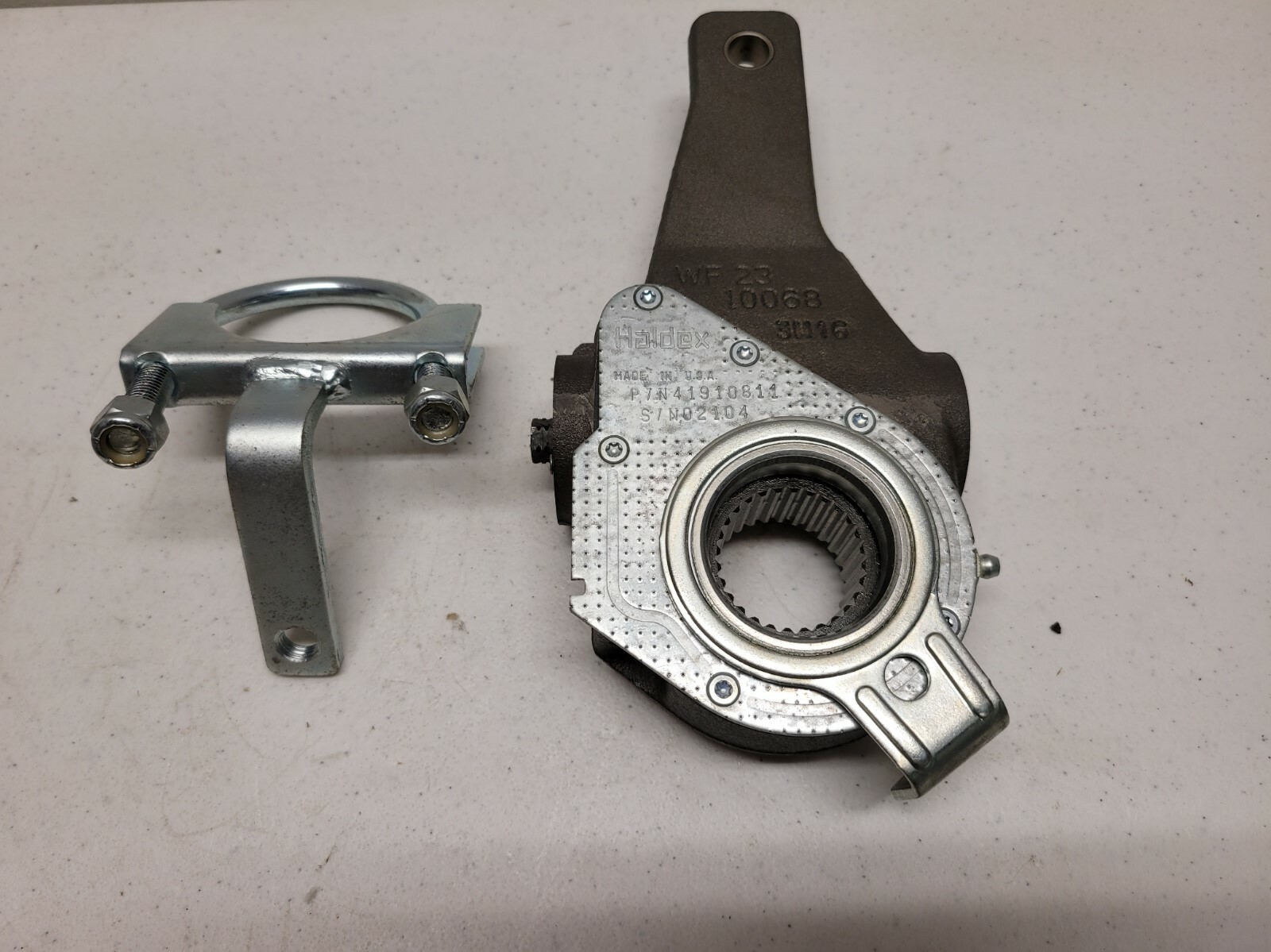Haldex Automatic Brake Slack Adjuster 41910811 SAB300-10040 NOS