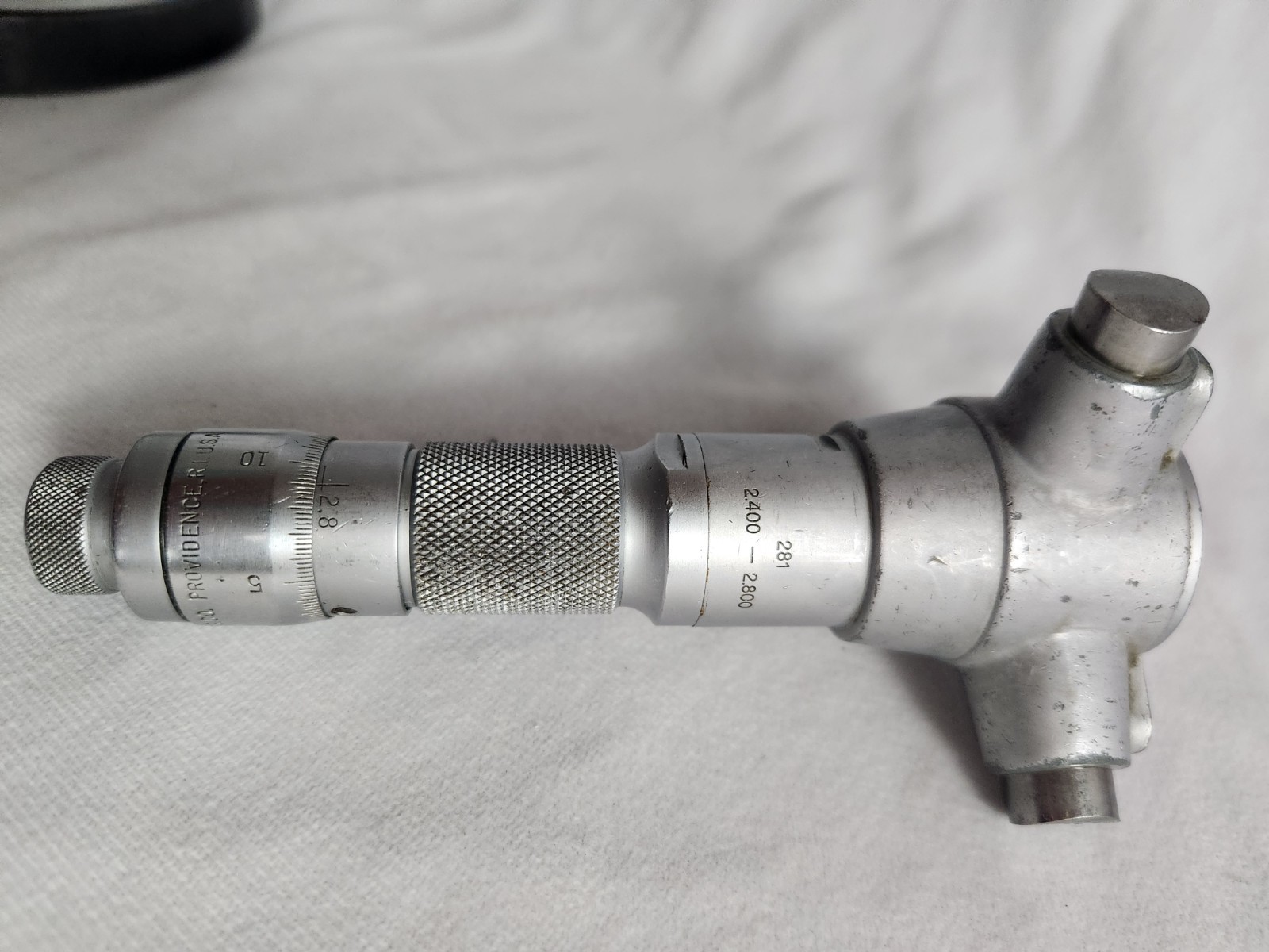 Brown & Sharpe Internal Bore Micrometer Range 2.400"- 2.800” - Model 281 W/ring