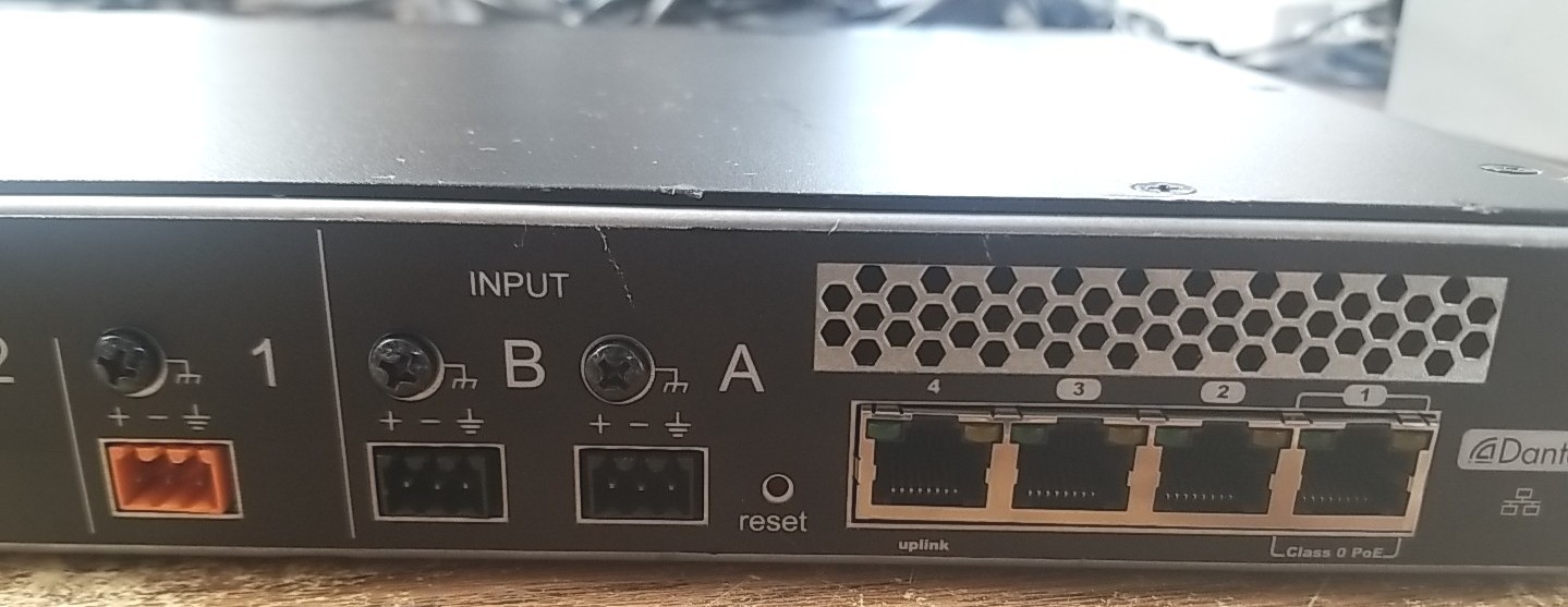 Shure MXWANI8 8-Channels Microflex Wireless Audio Network Interface. *READ⬇️*