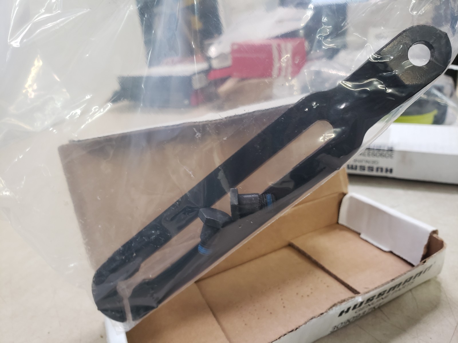 Hussmann 3090937KT Door Hold Open Retainer Kit Black