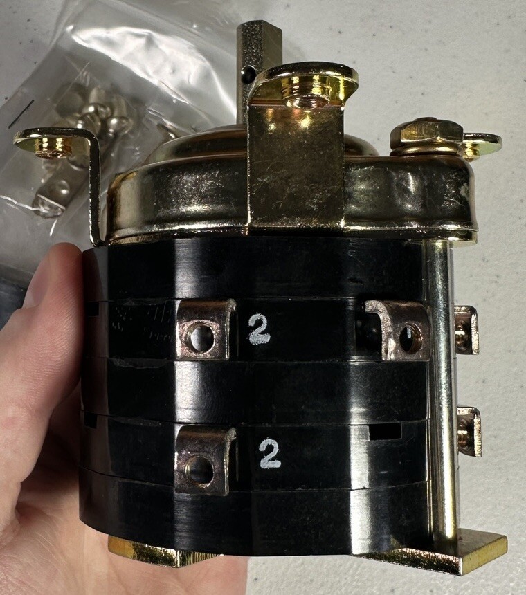 Rotary Switch Heater E8298939 3 Position 2 Pole 30A 230V