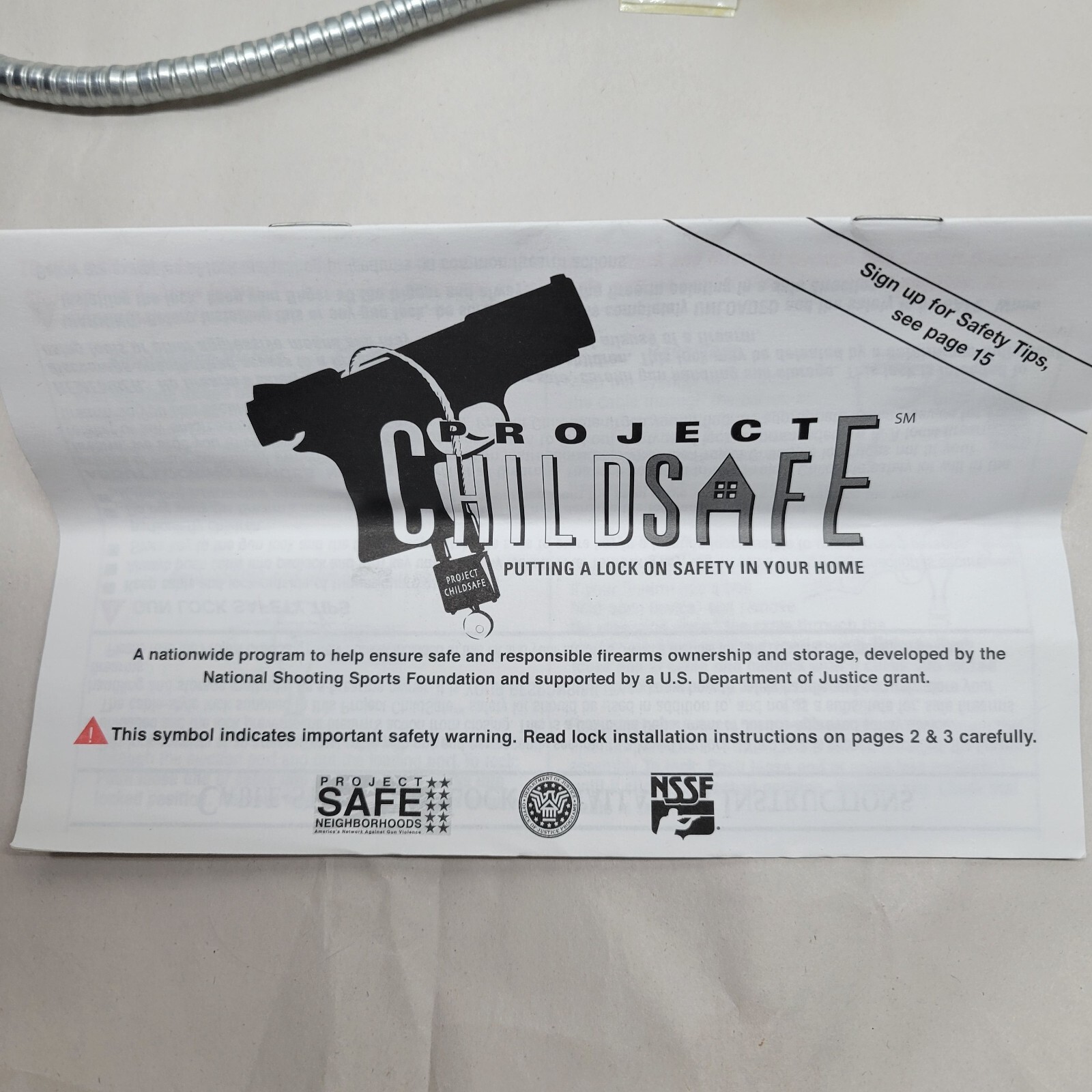 PROJECT CHILDSAFE Gun Lock - Child Safe Cable With Padlock, 2 Keys, Instructions